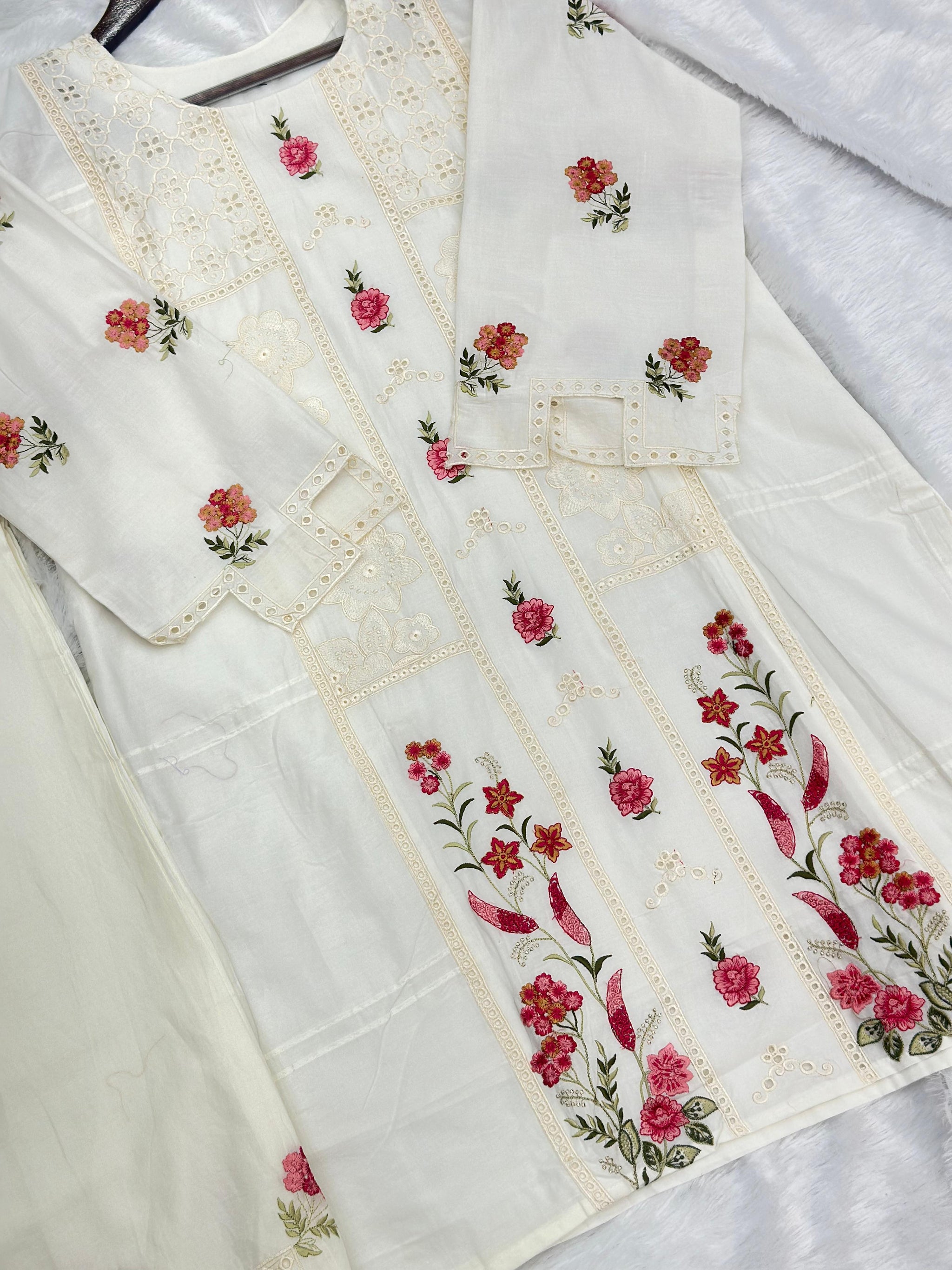660 Premium Pakistani Lawn Cordset Set - Ivory