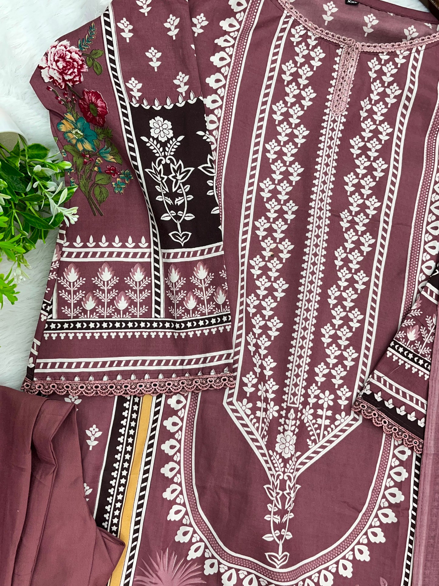 1262 Pakistani Printed Suit