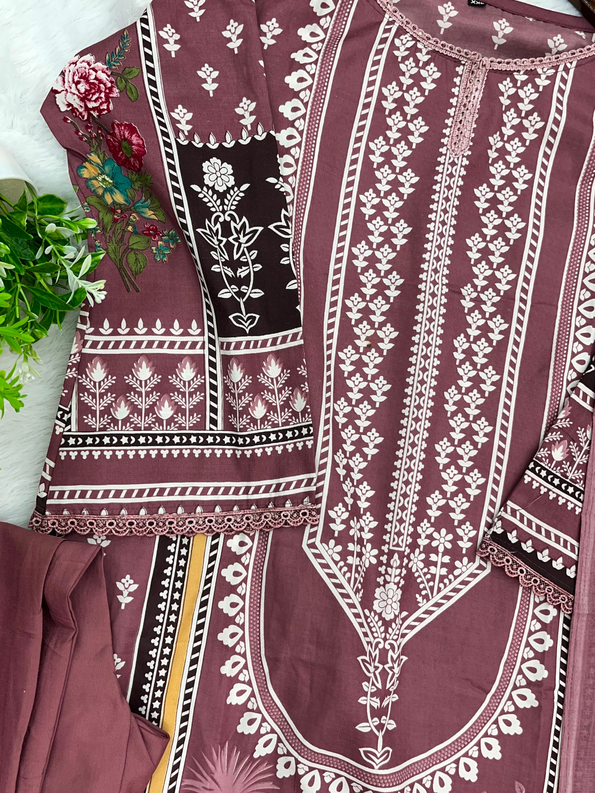 1262 Pakistani Printed Suit