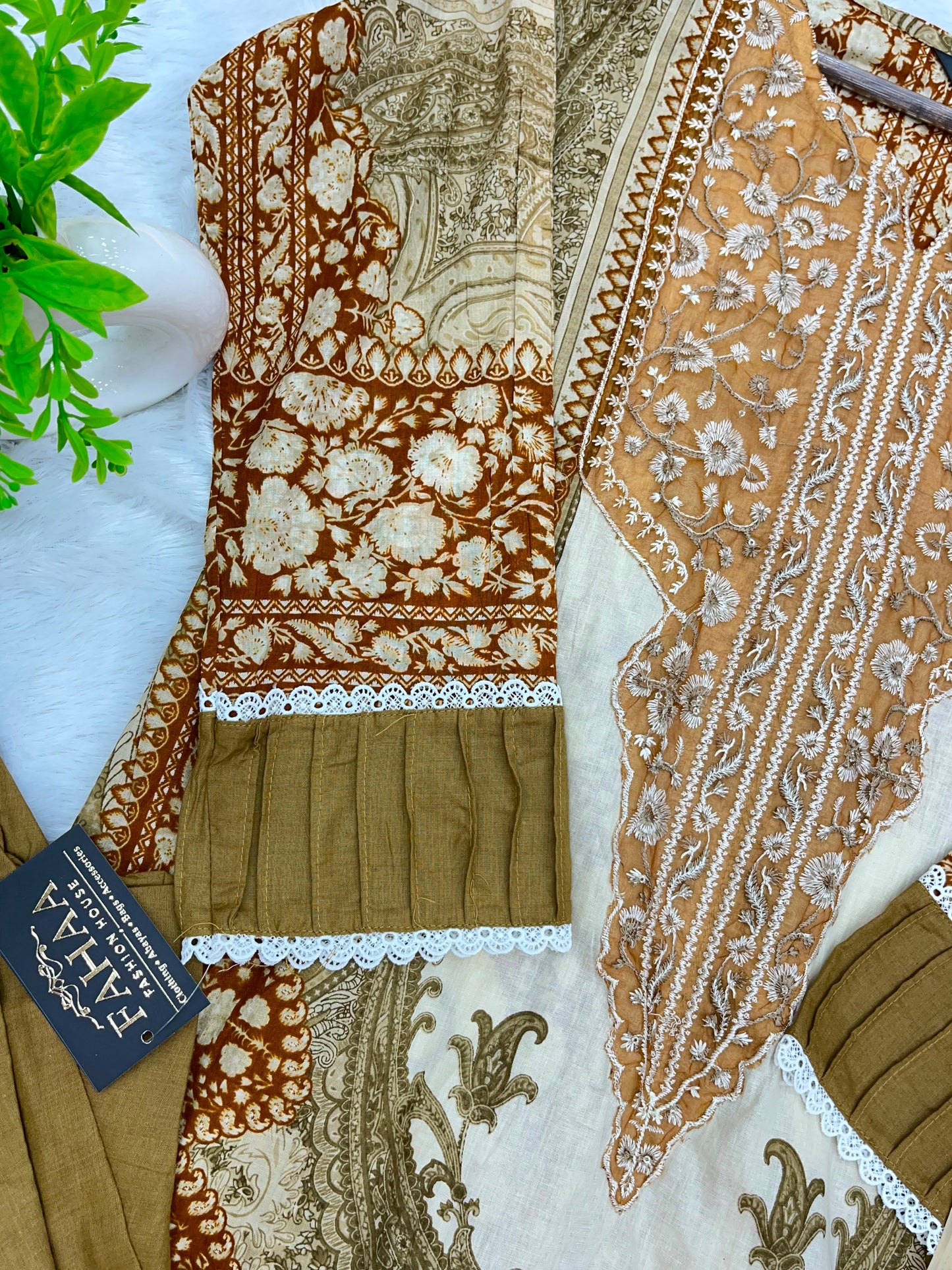 1212 Pakistani Lawn Suit - Rust Brown