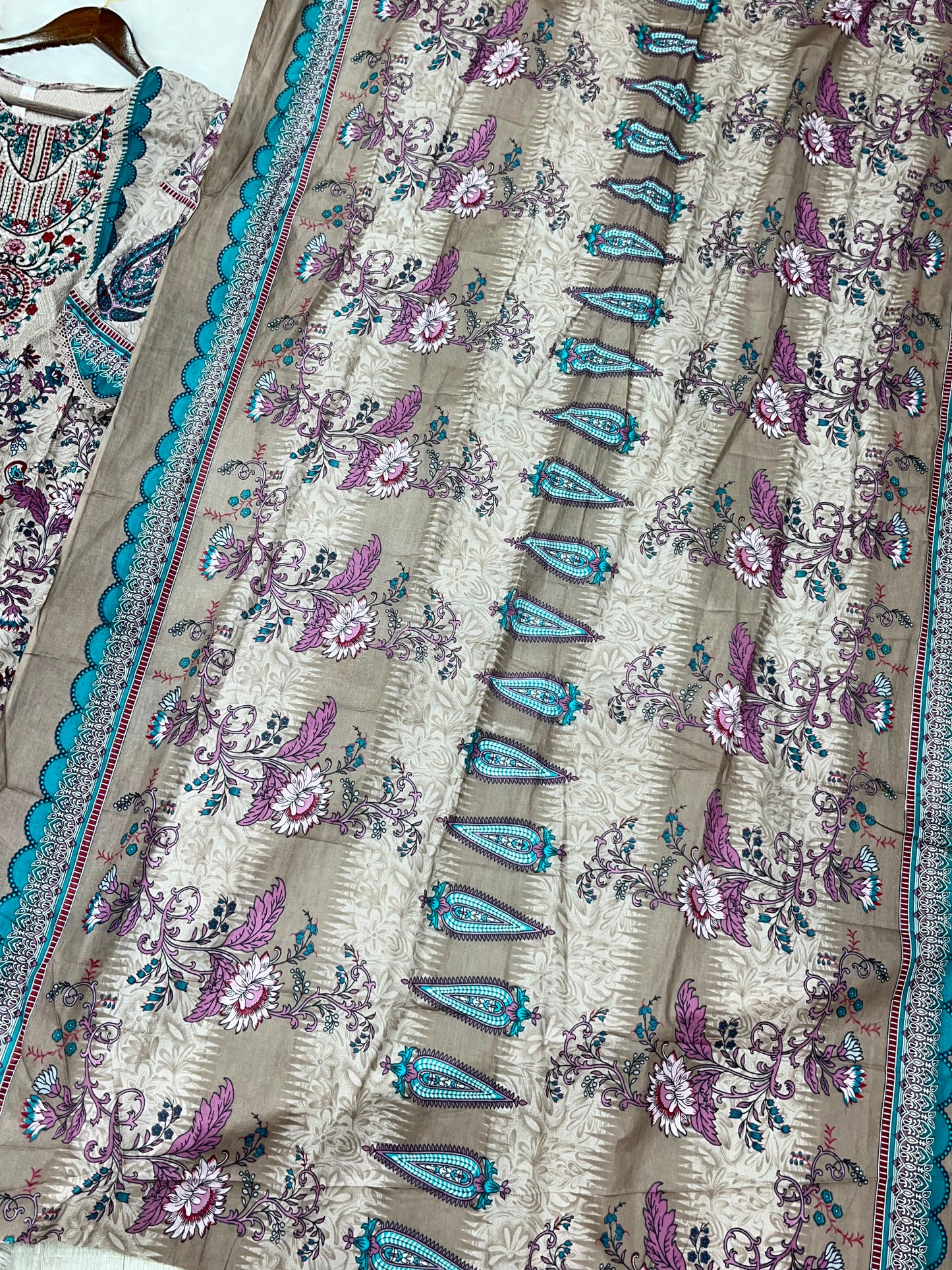 1219 Pakistani Embroidered Suit