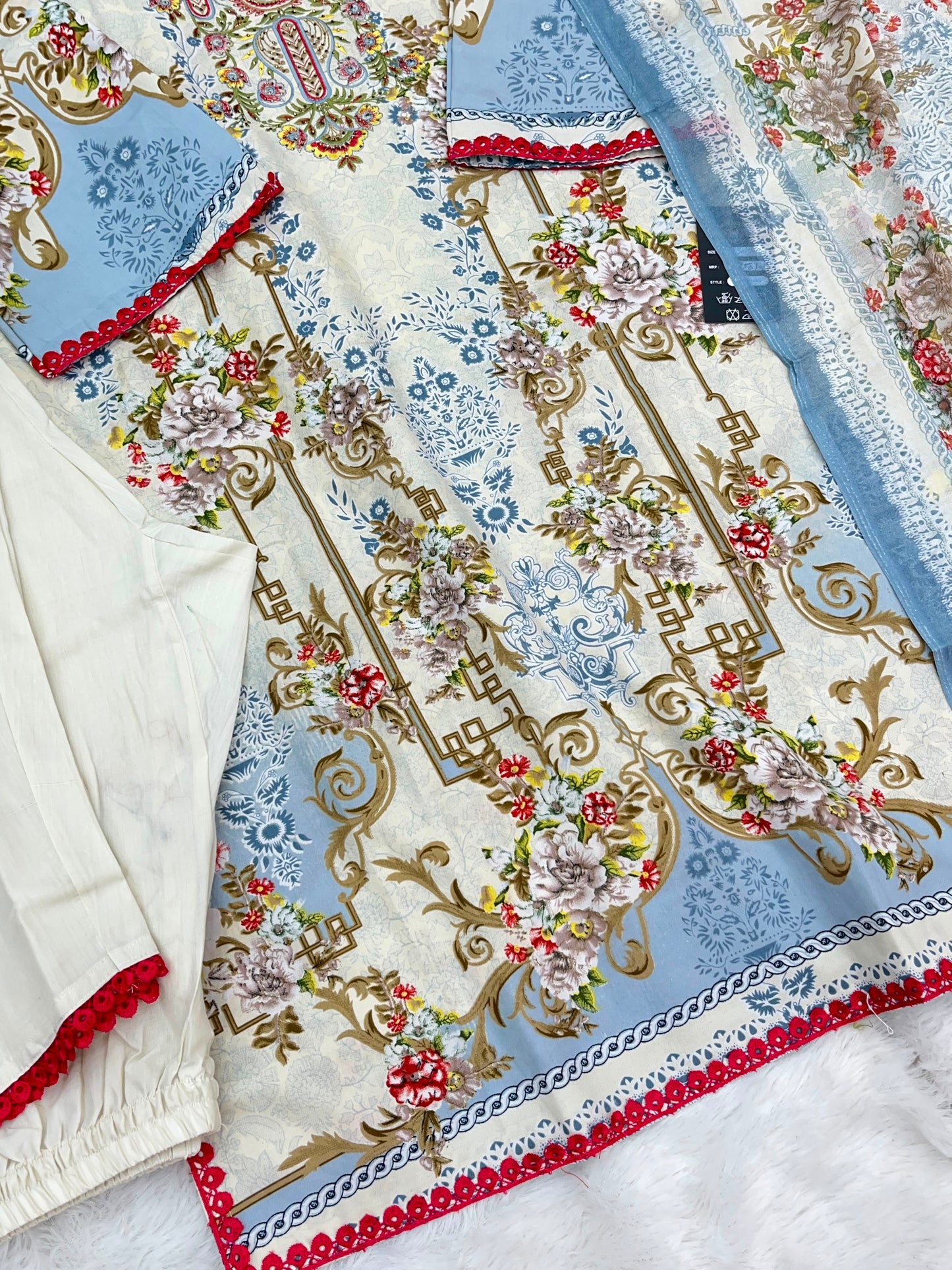 1311 Pakistani Embroidered Suit