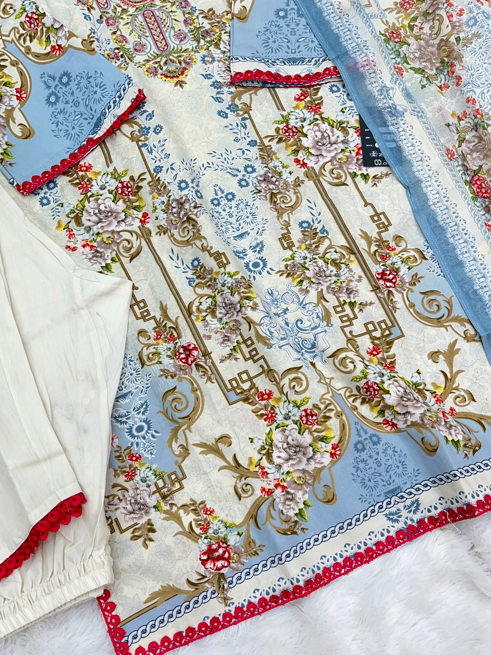 1311 Pakistani Embroidered Suit