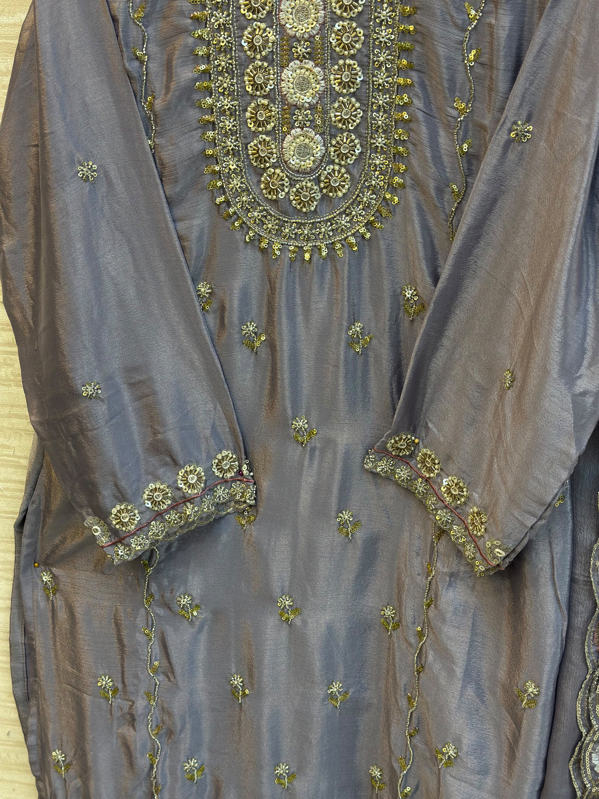 1784 Pakistani Party Wear - Lavender Grey