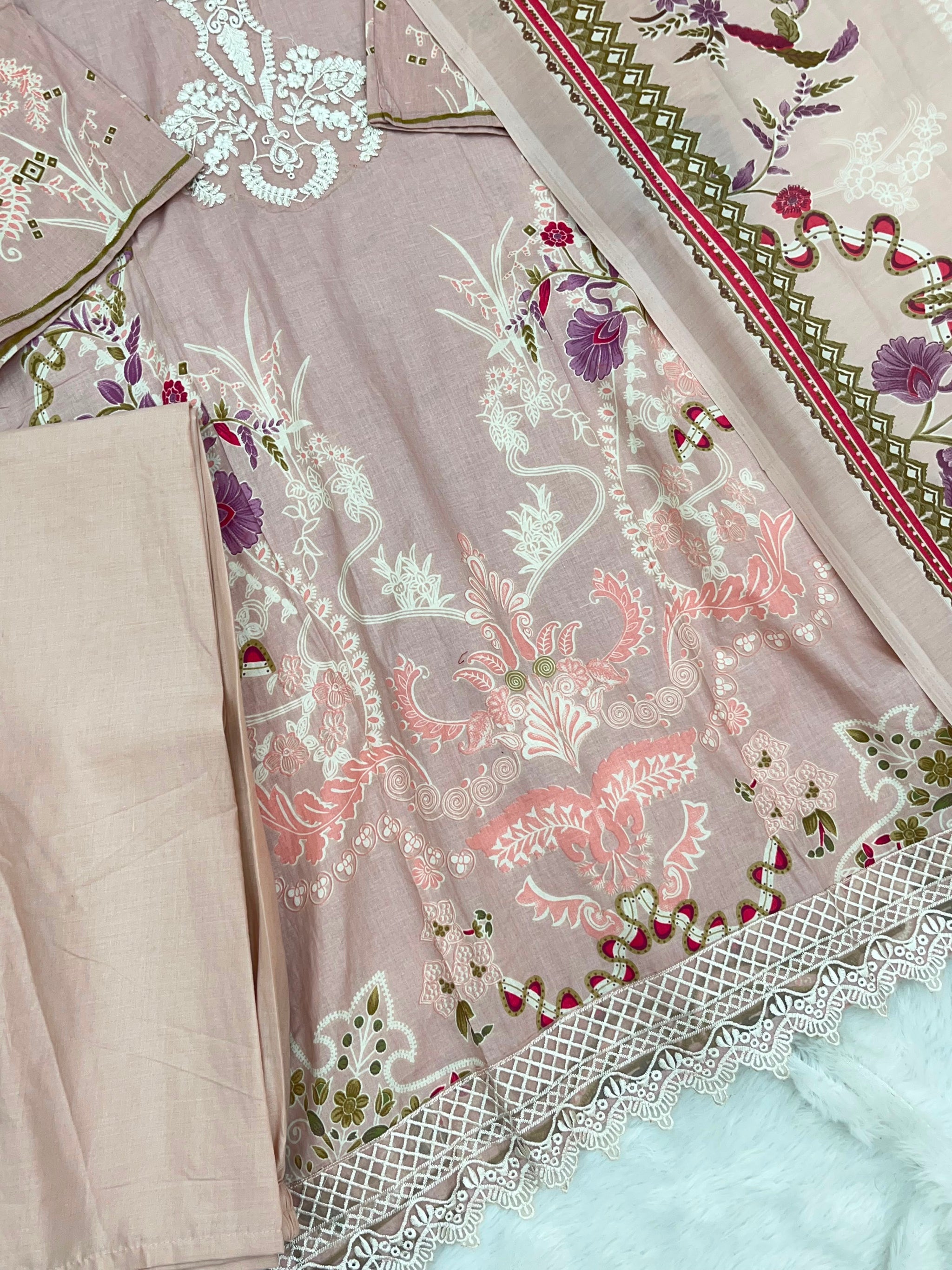 1330 Pakistani Lawn Suit