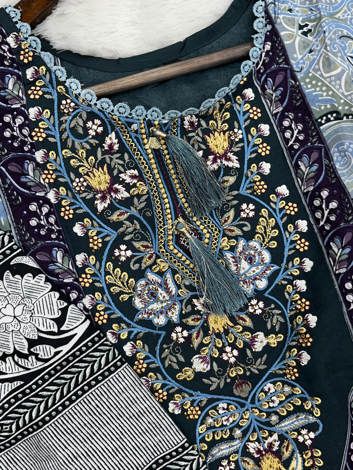 1449 Pakistani Embroidered Suit - Bottle Green