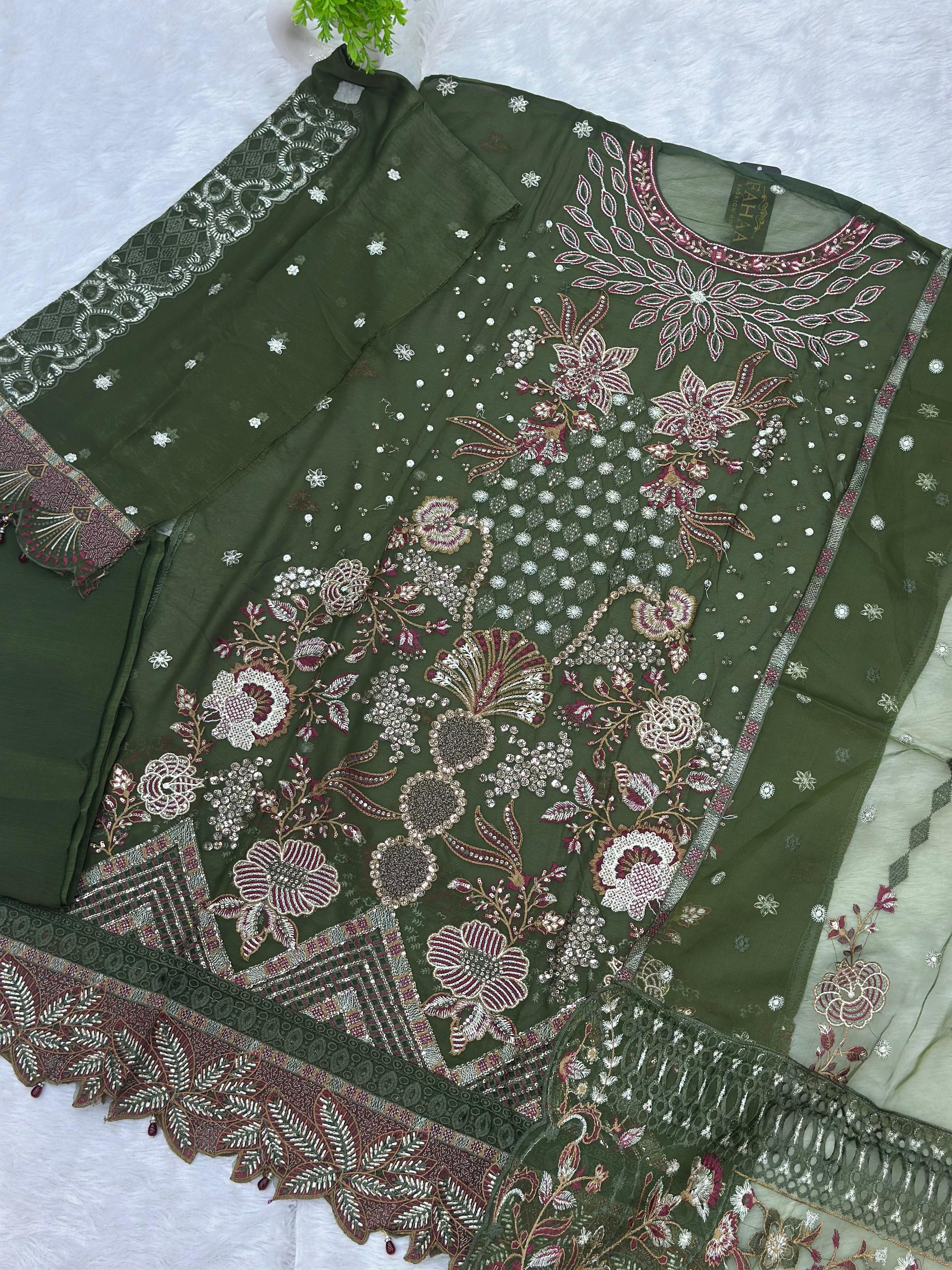 873 Semi-Stitch OG Zainab Faslani Luxury Chiffon Collection