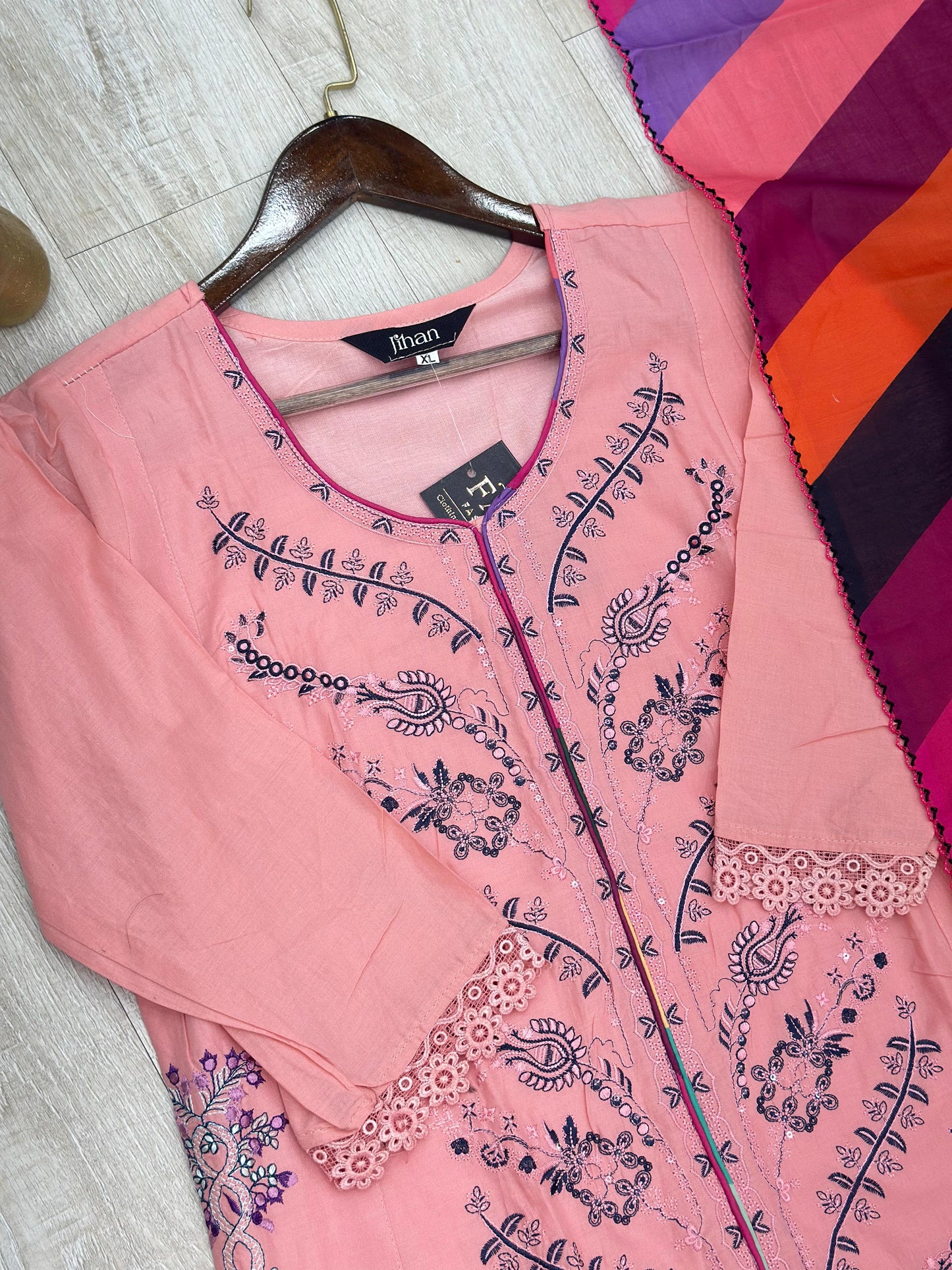 625 Premium Pakistani Lawn Suit - Pink