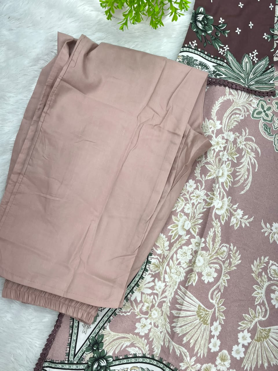 1270 Pakistani Printed Suit