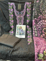 533 Maria-BUnstitched suit