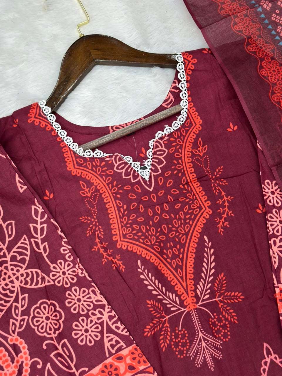 937 Pakistani Embroidered Suit