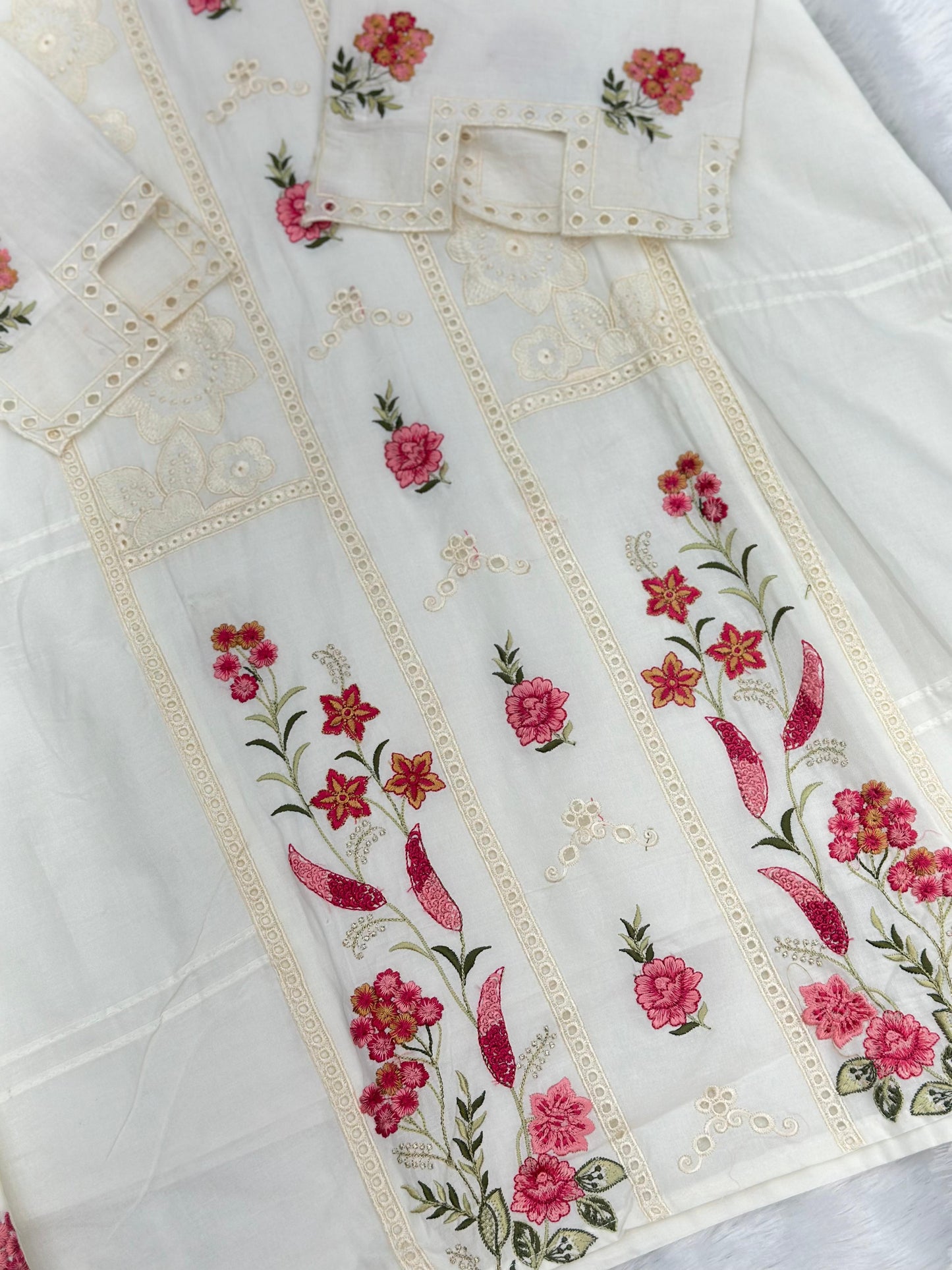 660 Premium Pakistani Lawn Cordset Set - Ivory