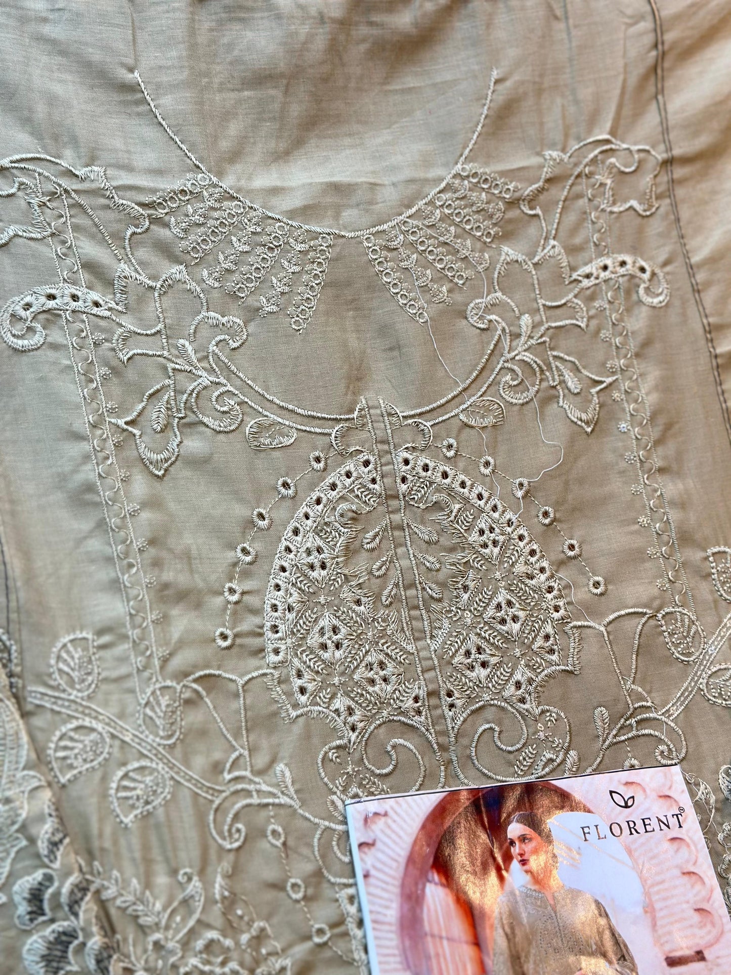 525 Maria-B Unstitched suit