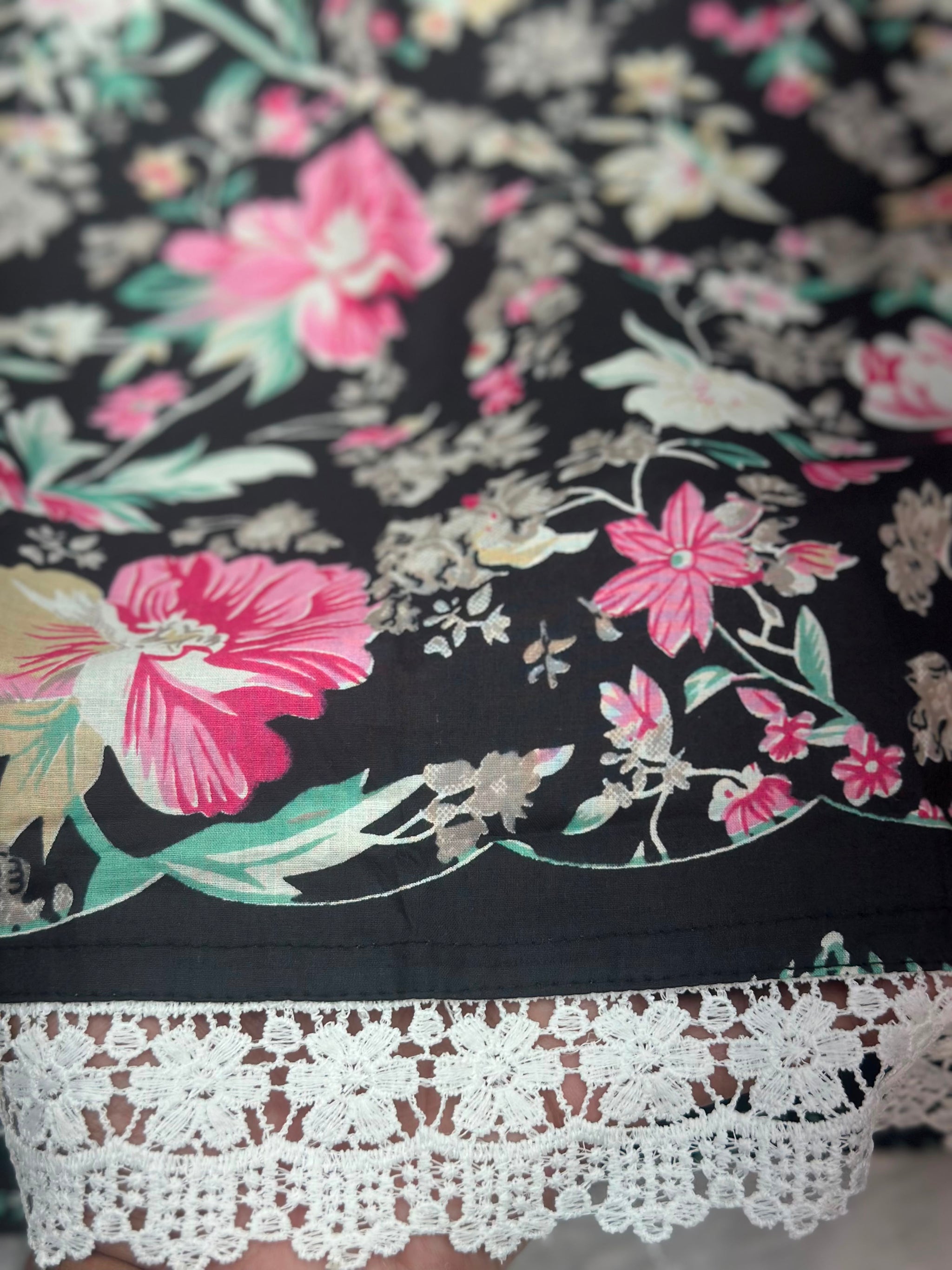 927 Pakistani Embroidered Suit