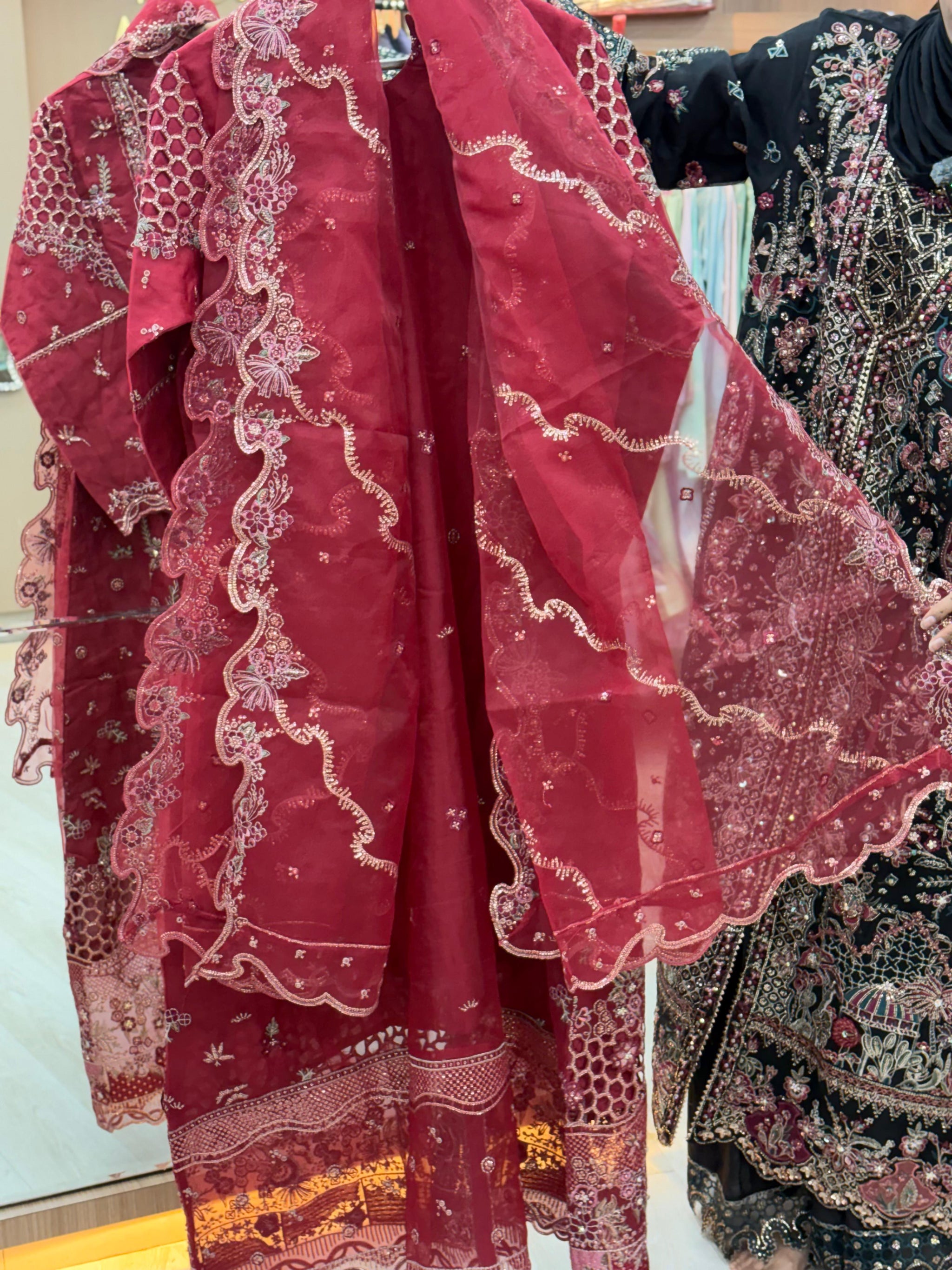 285 Noor-e-Khaas Husnara OG Gown - Vintage Rosewood