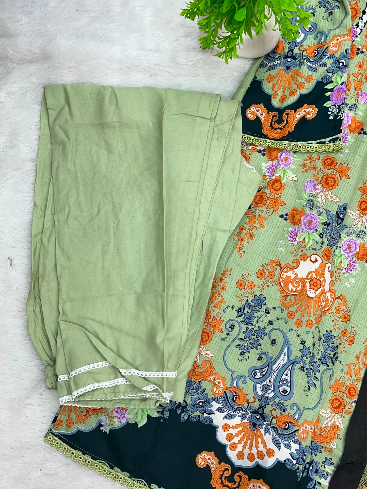 1274 Pakistani Printed Suit