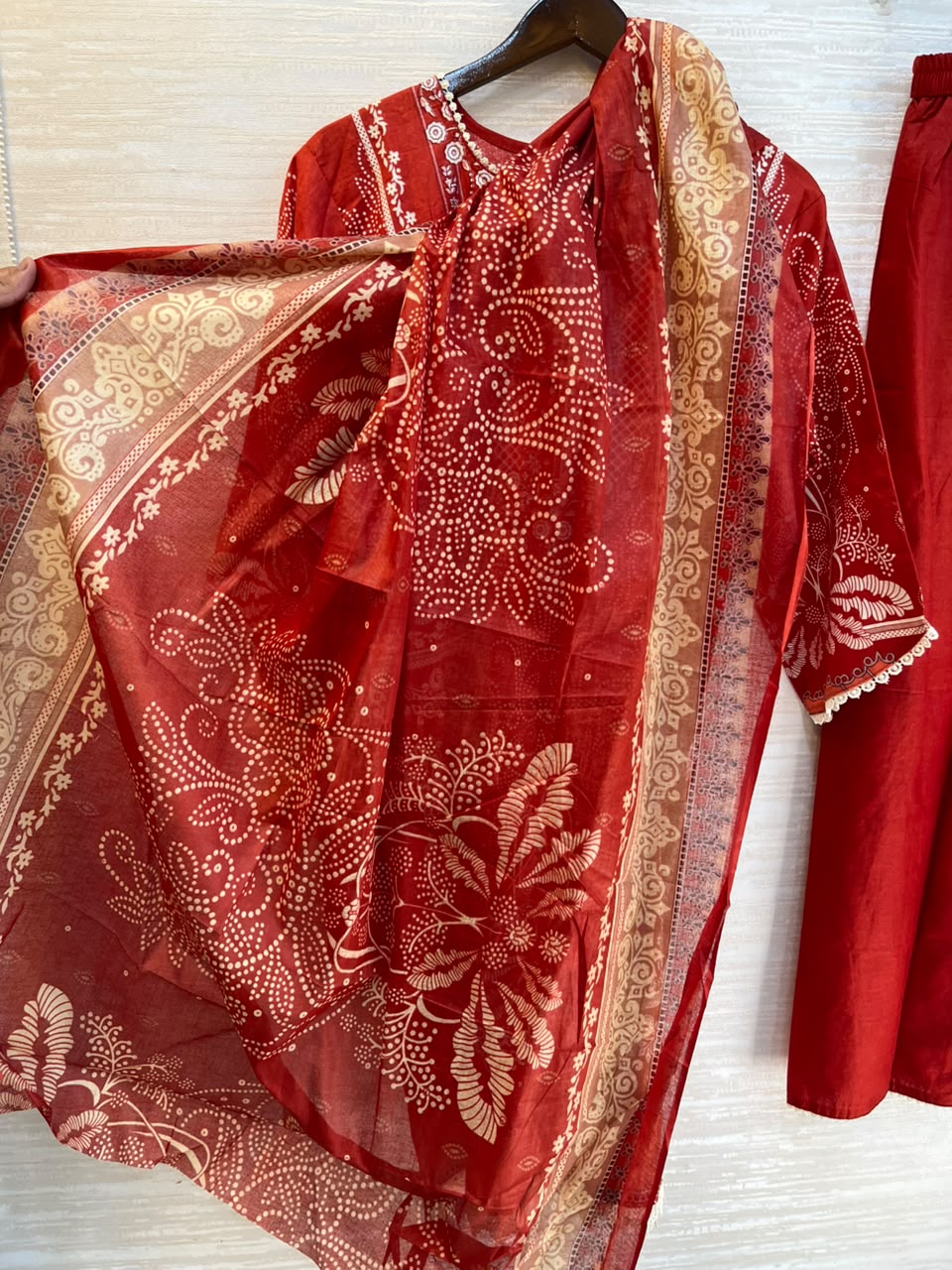 1080 Pakistani Printed Suit