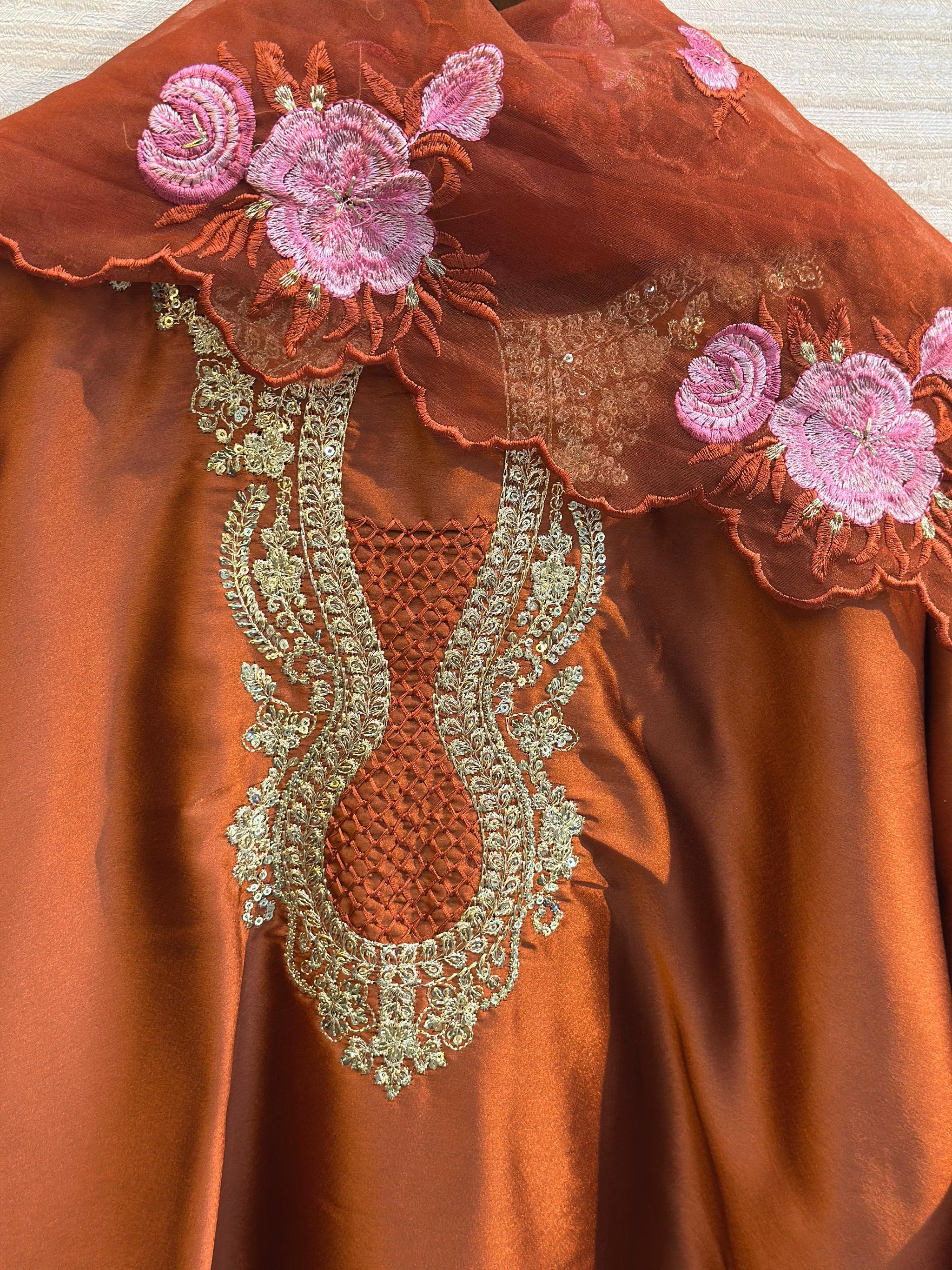 547 Pakistani Farshi Cordset