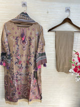 1351 Pakistani Embroidered Suit