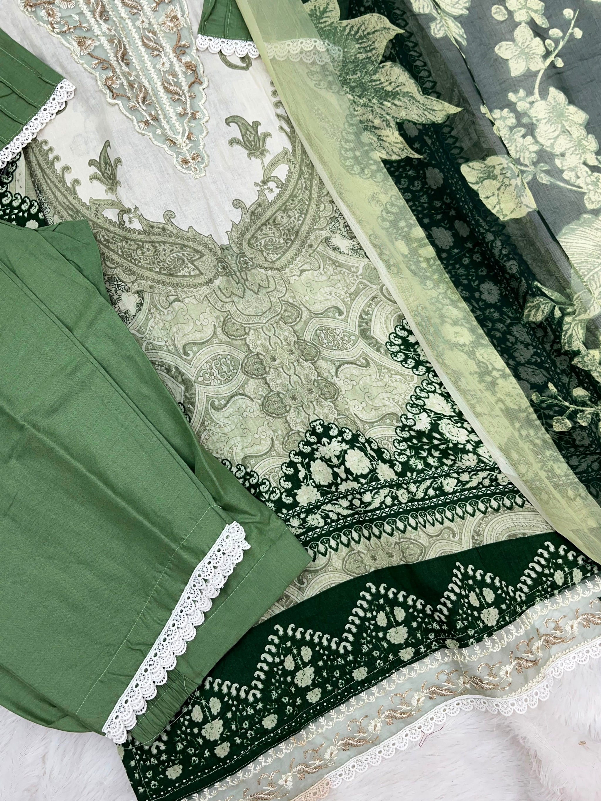 1212 Pakistani Lawn Suit - Green
