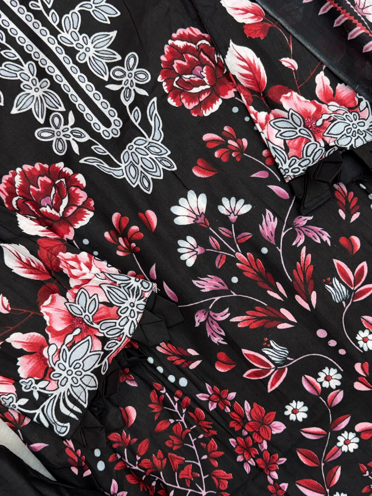1450 Pakistani Embroidered Suit - Black