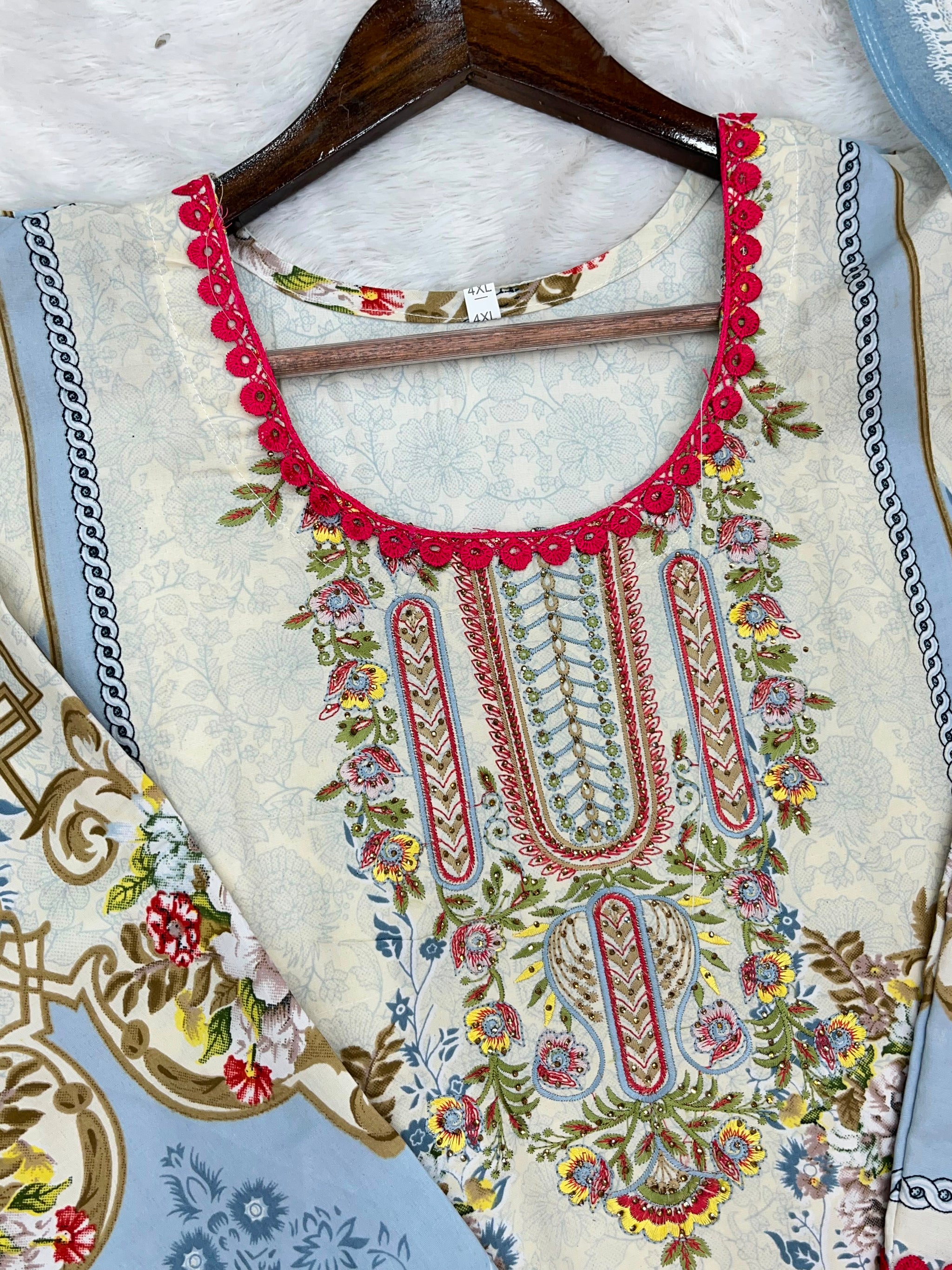 1311 Pakistani Embroidered Suit