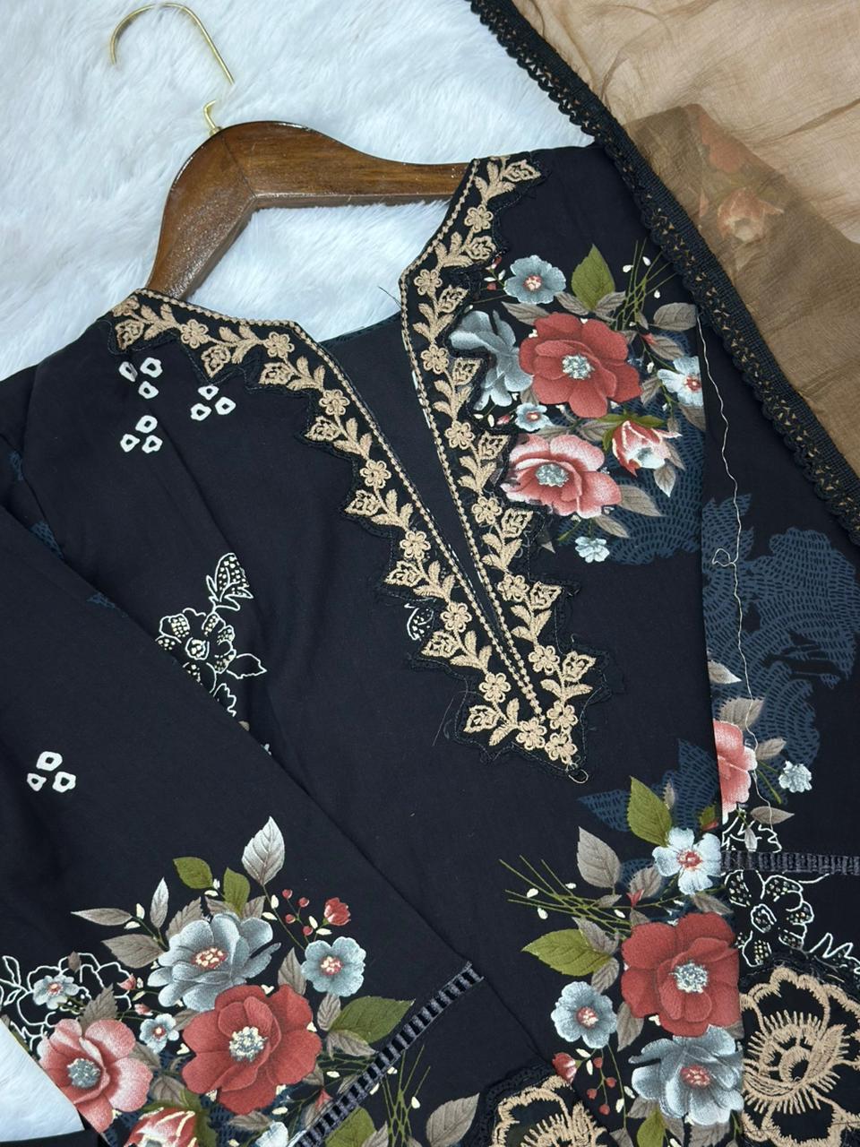 817 Readymade Pakistani Printed Coord-Set