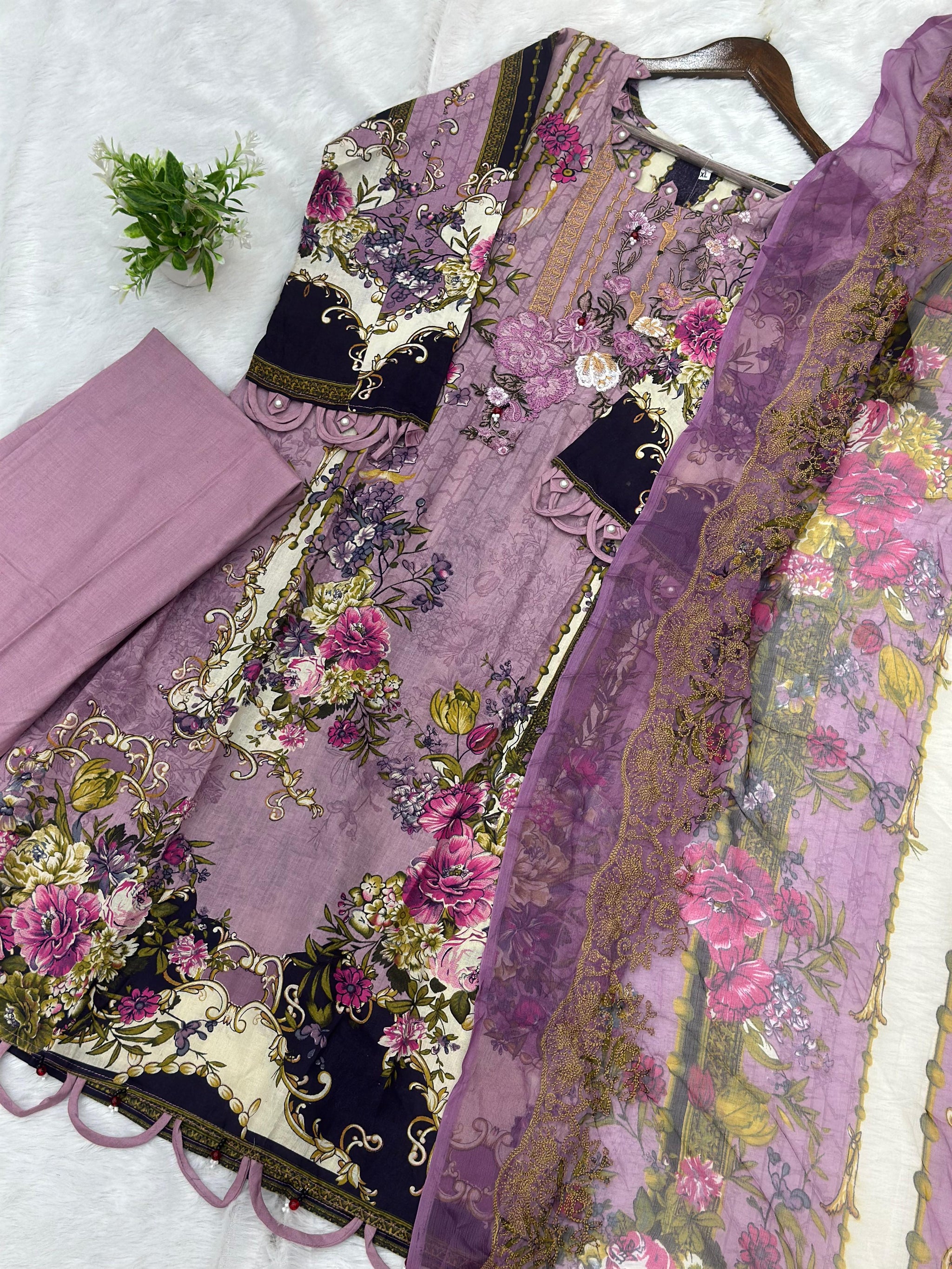 786 Readymade Jade Pakistani Floral Printed Lawn Suit