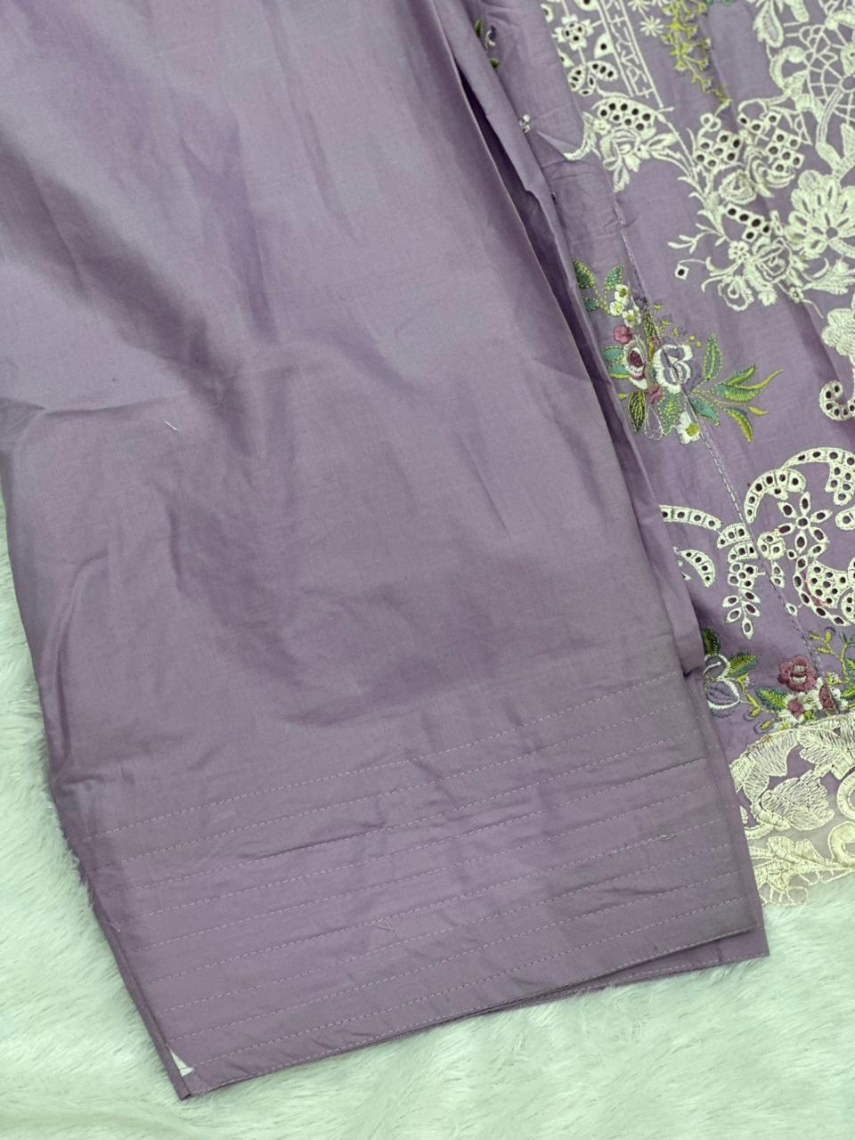 677 Pakistani Lawn Farshi Suit