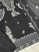 1076 Pakistani Printed Suit