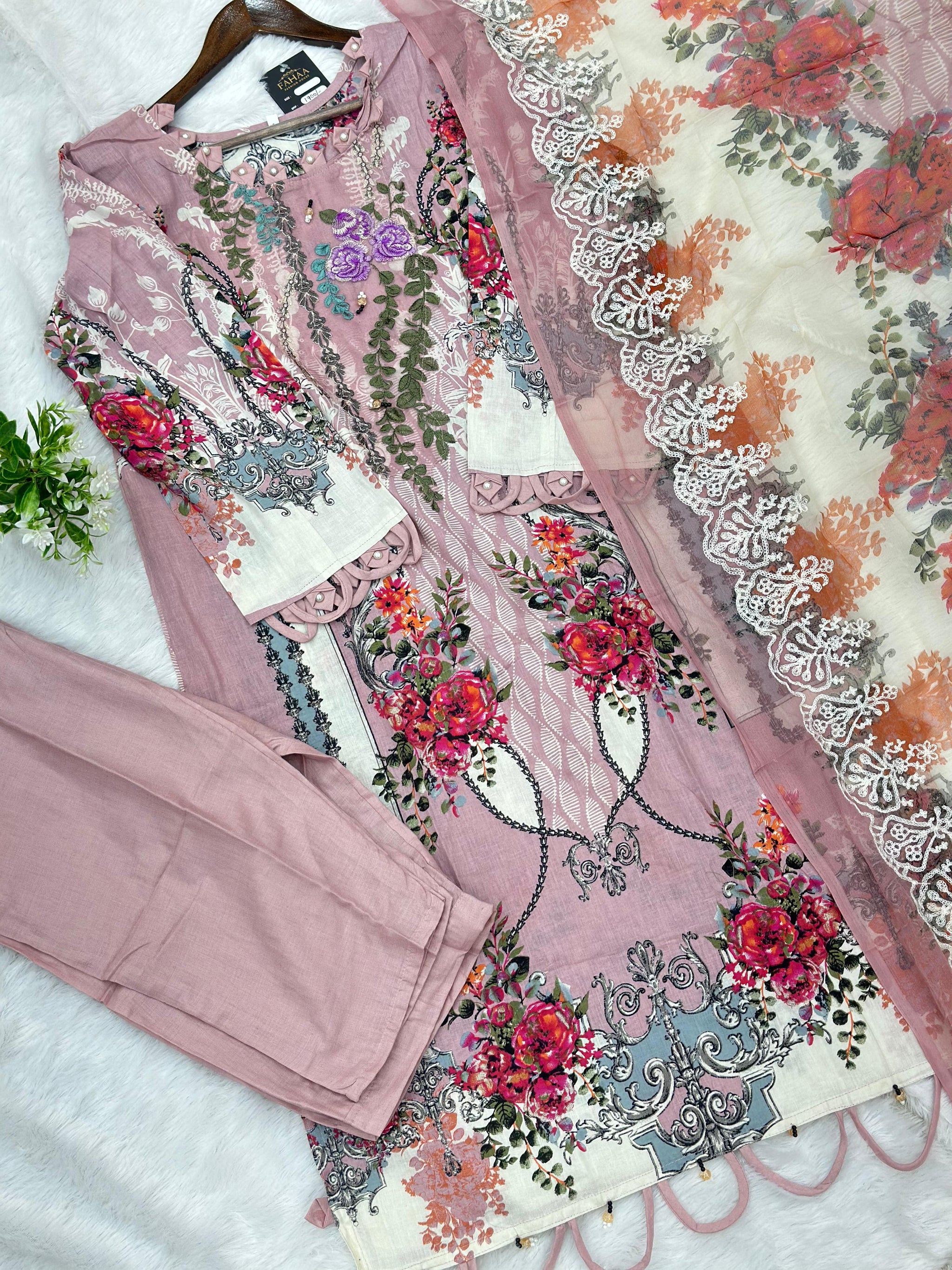 784 Readymade Jade Pakistani Floral Printed Lawn Suit