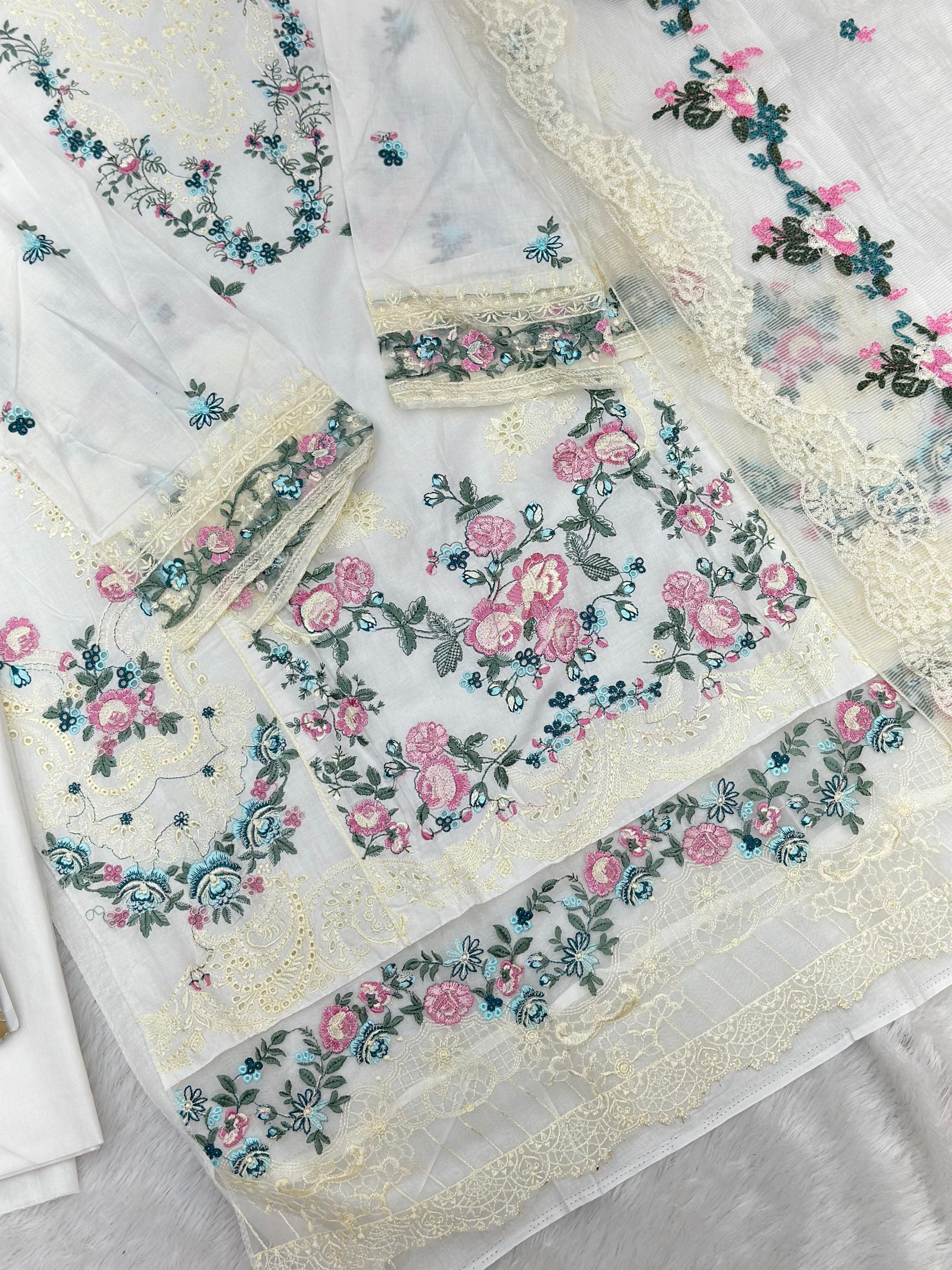 867 Elaf Pakistani Unstitched chikan Lawn Suit