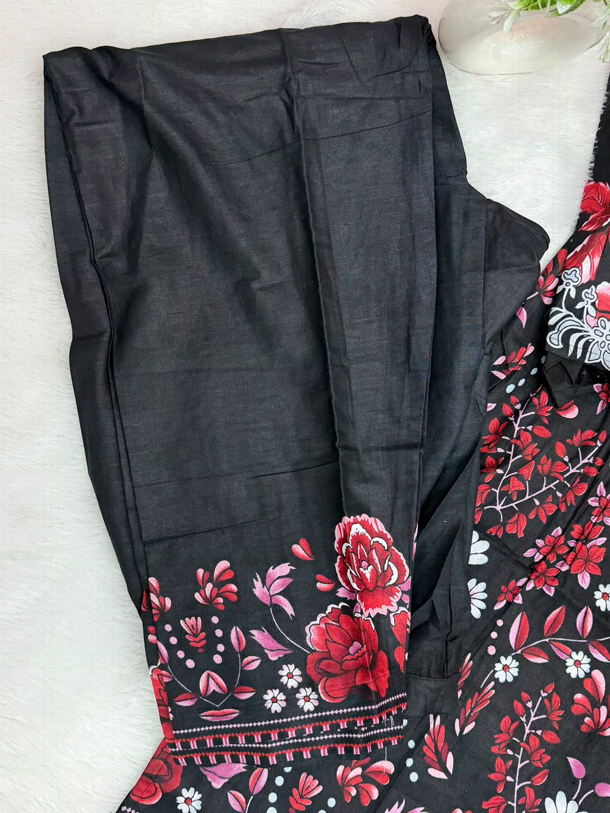 1450 Pakistani Embroidered Suit - Black