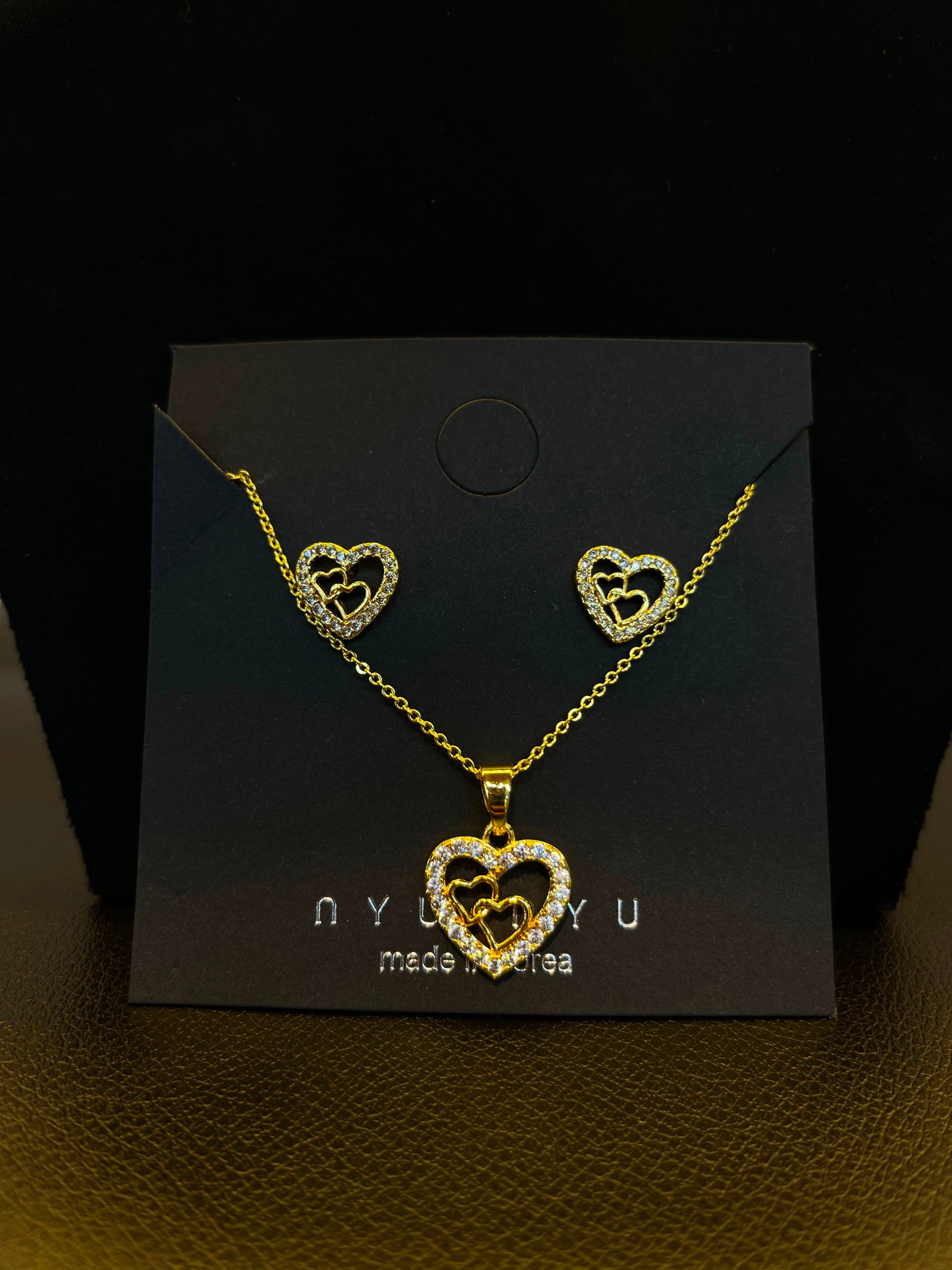 1168 Modest Necklace Pendant Set