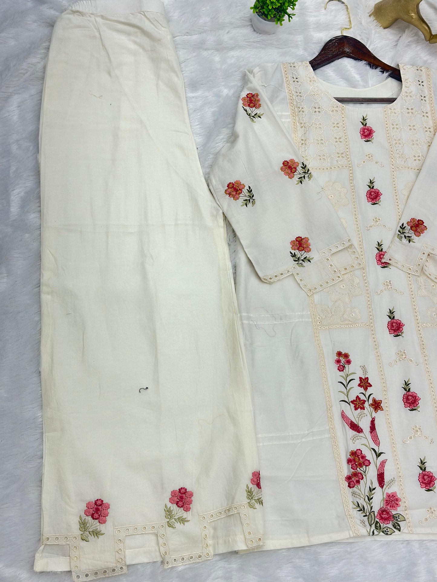 660 Premium Pakistani Lawn Cordset Set - Ivory
