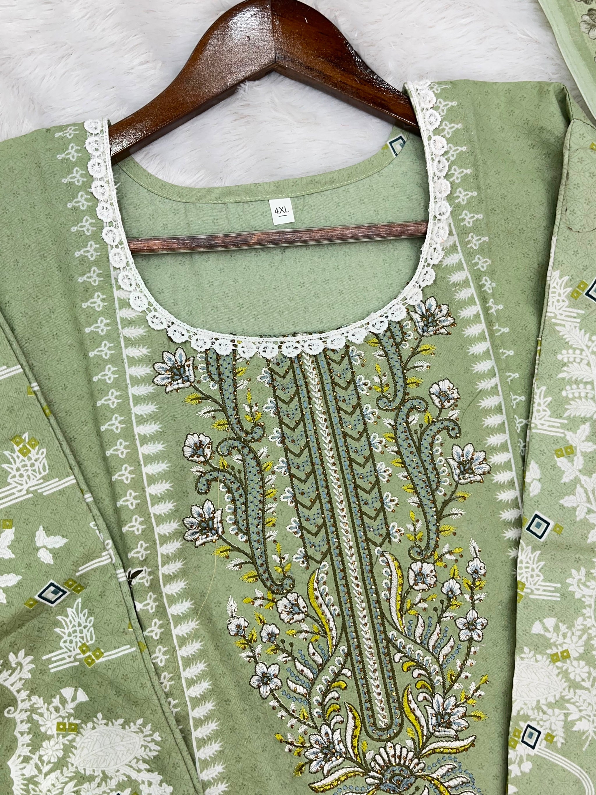 1313 Pakistani Embroidered Suit