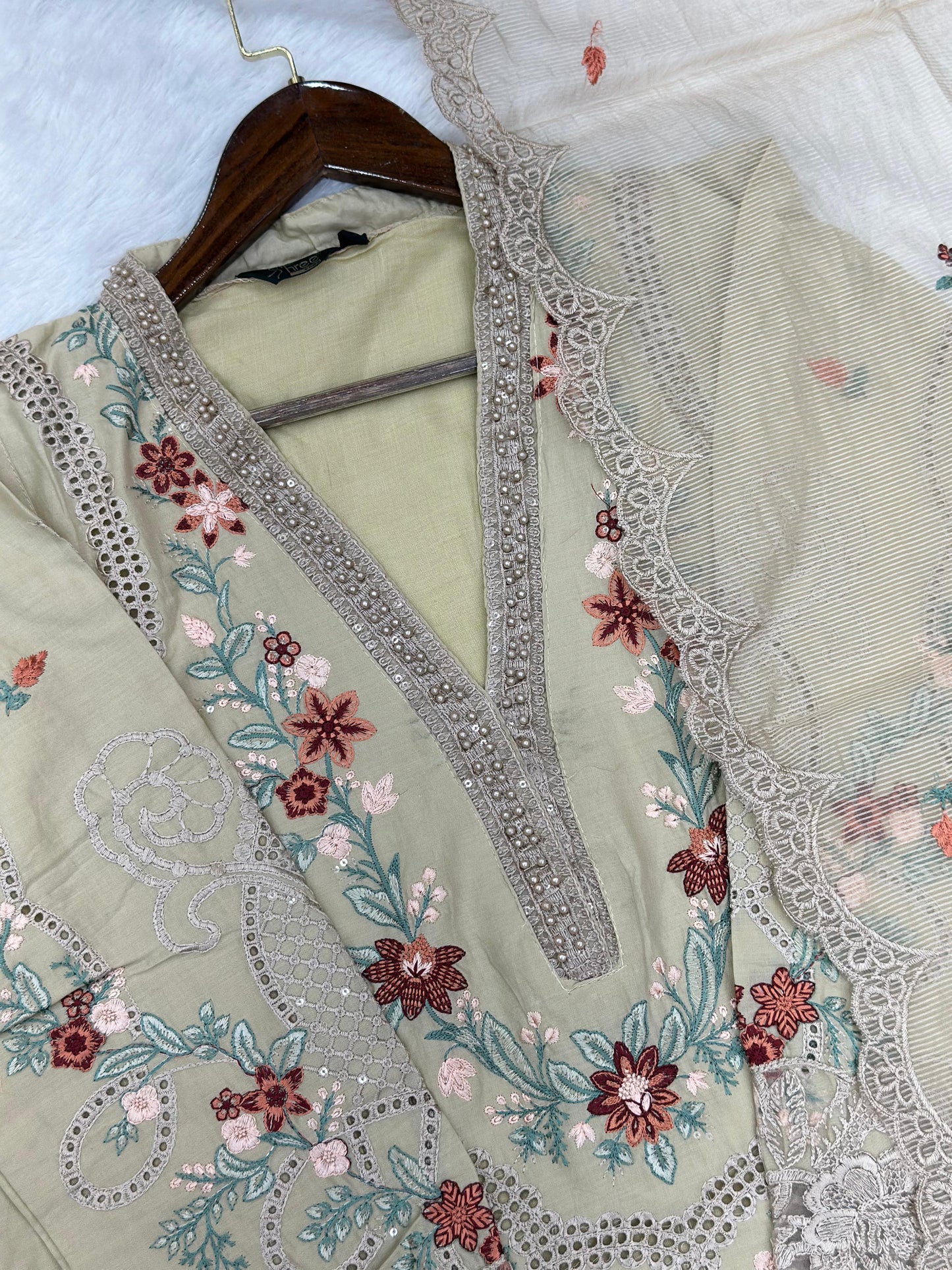 782 Readymade Pakistani Heavy Embroidered Lawn