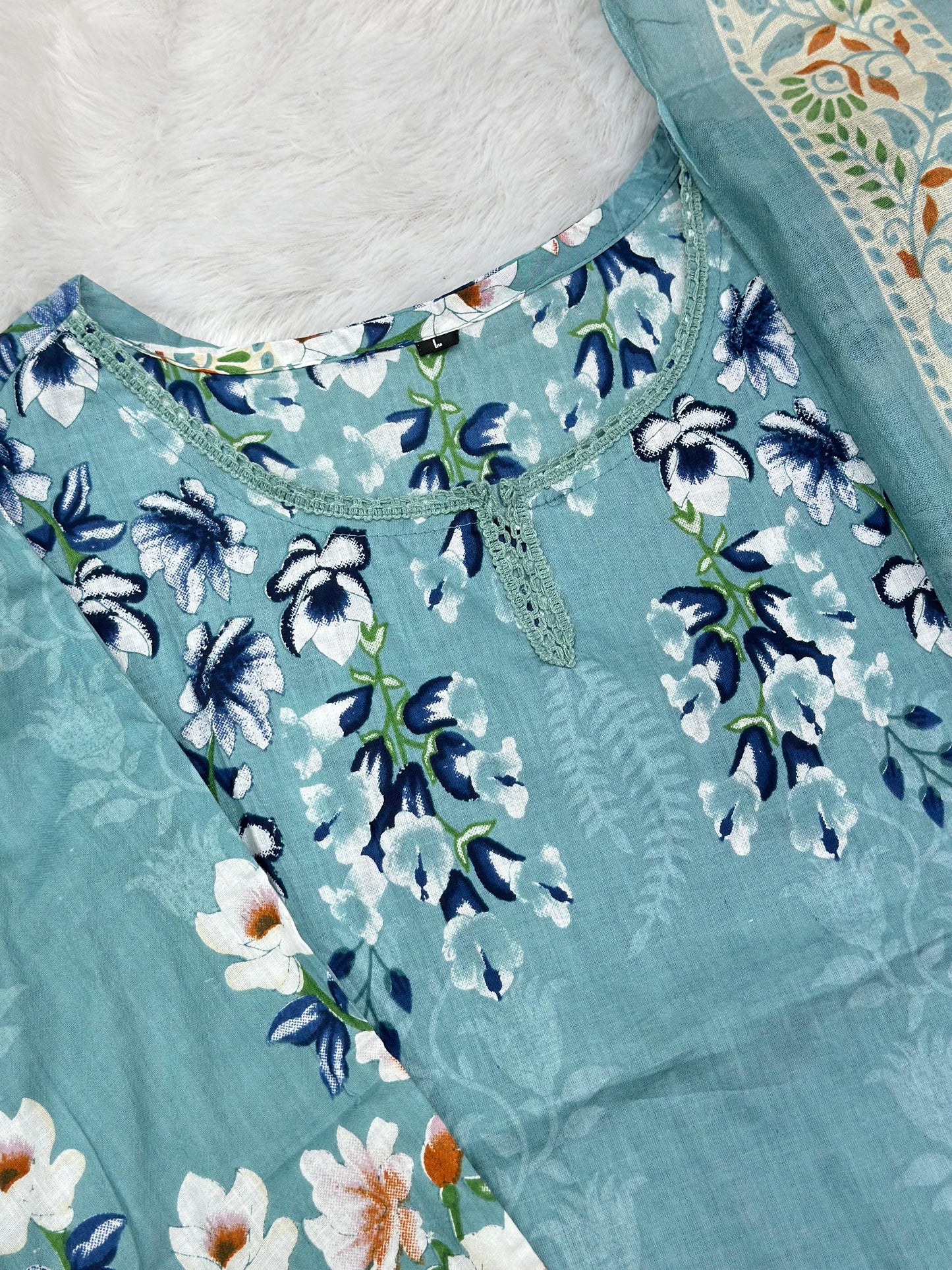 1068 Pakistani Printed Suit