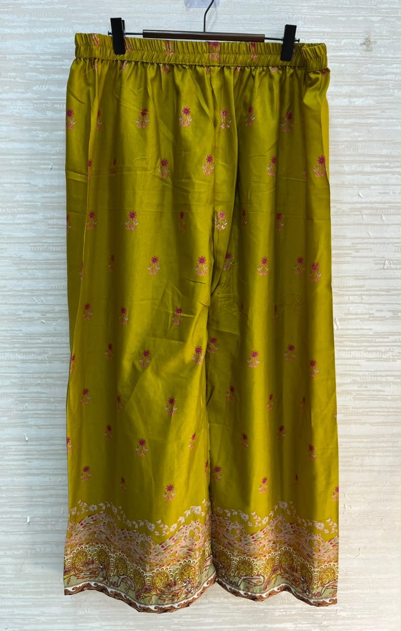 1104 Pakistani Embroidered Suit