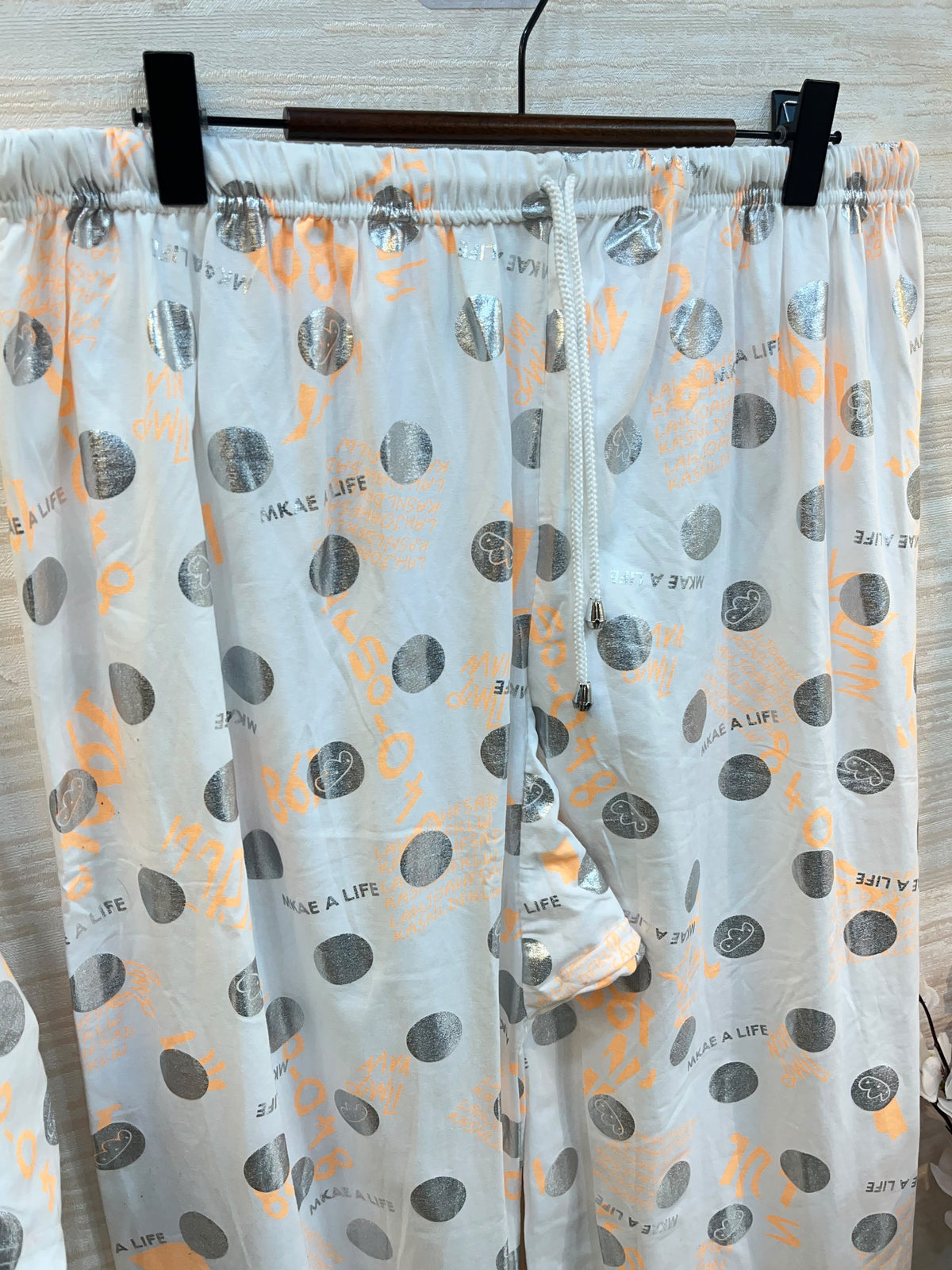 1454 Korean Printed Night Wear - White Orange