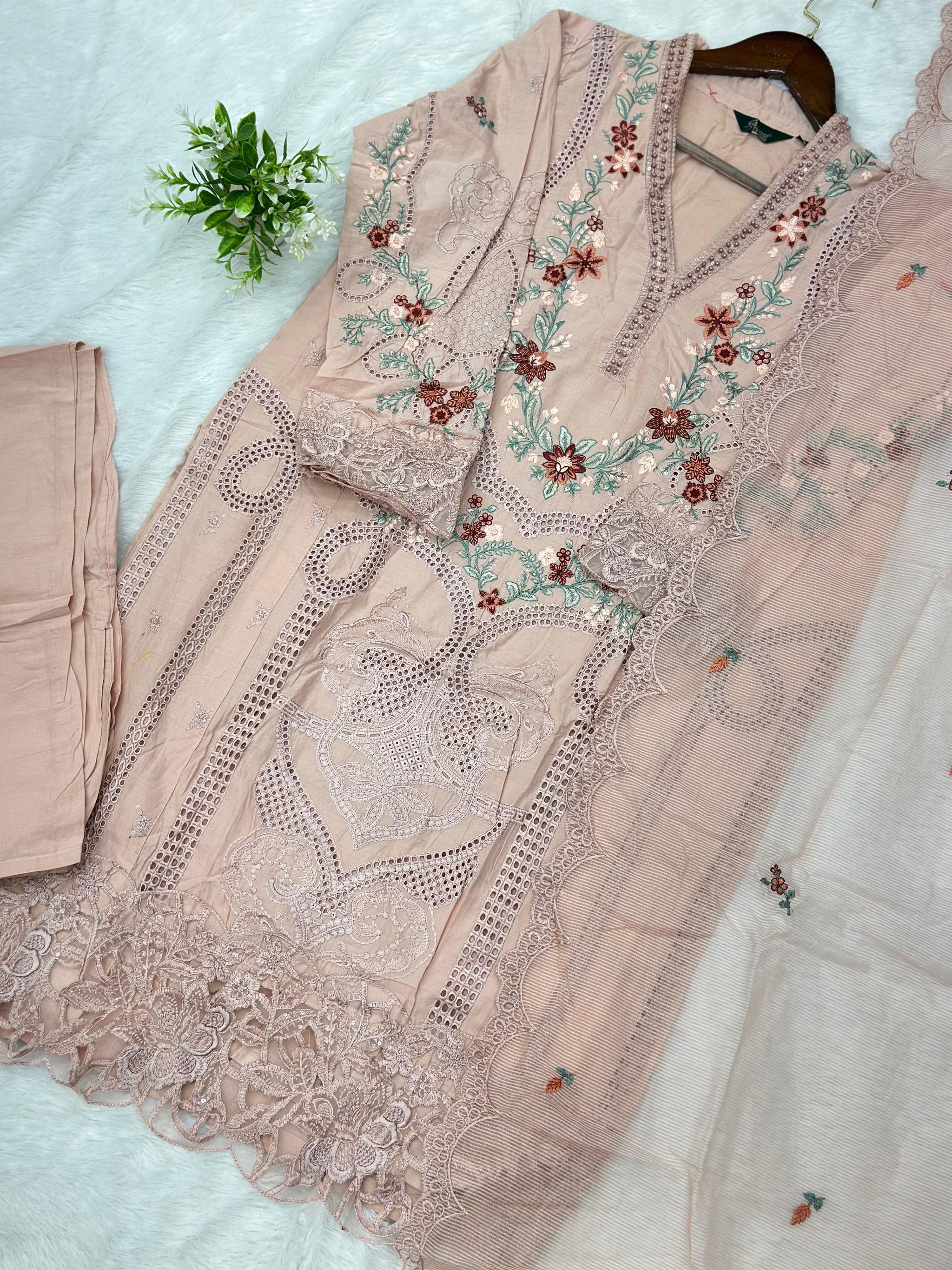 781 Readymade Pakistani Heavy Embroidered Lawn