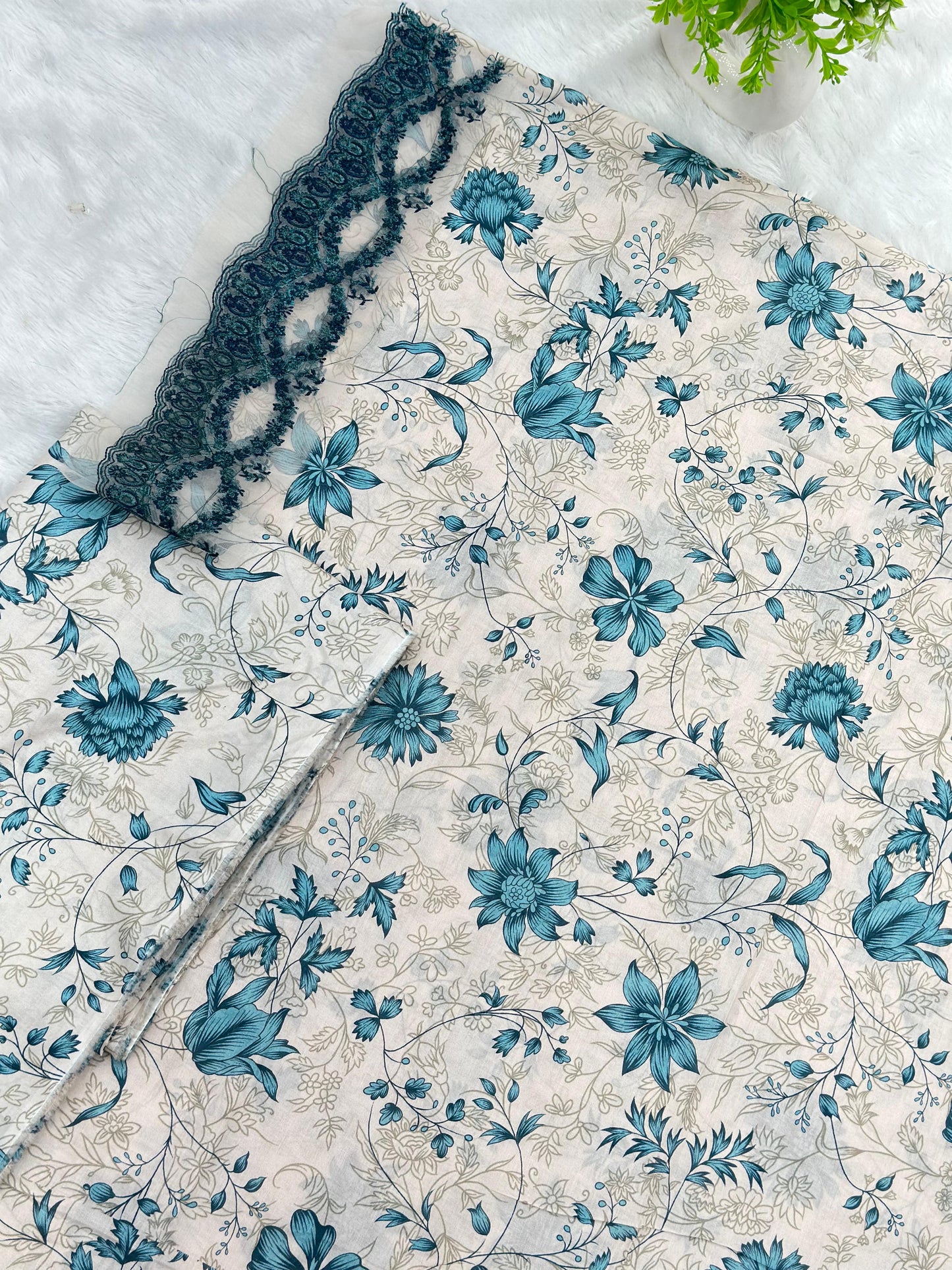 884 Unstitched OG Jade Jasmine 3pc lawn suit