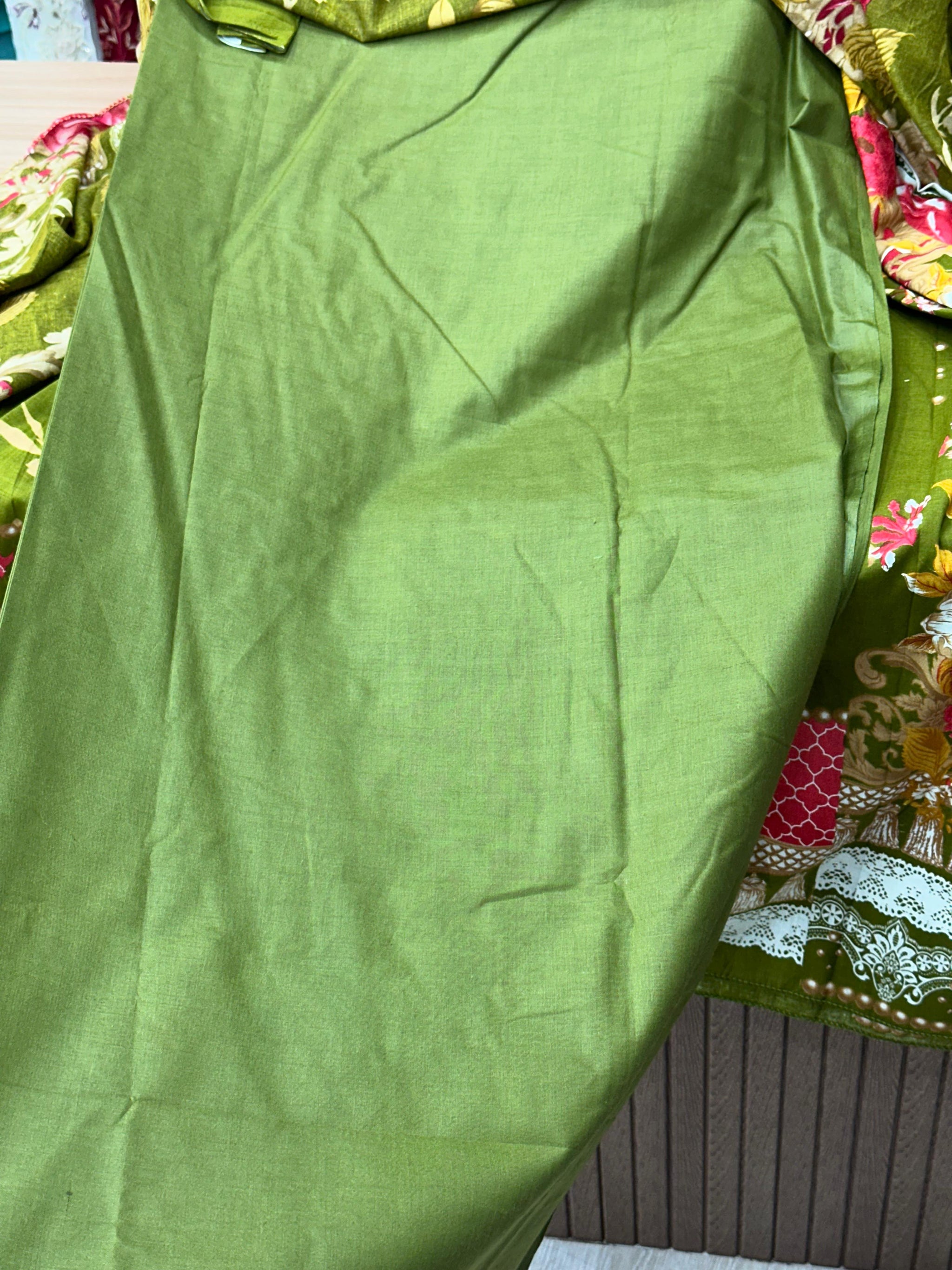 540 Pakistani Unstitched suit