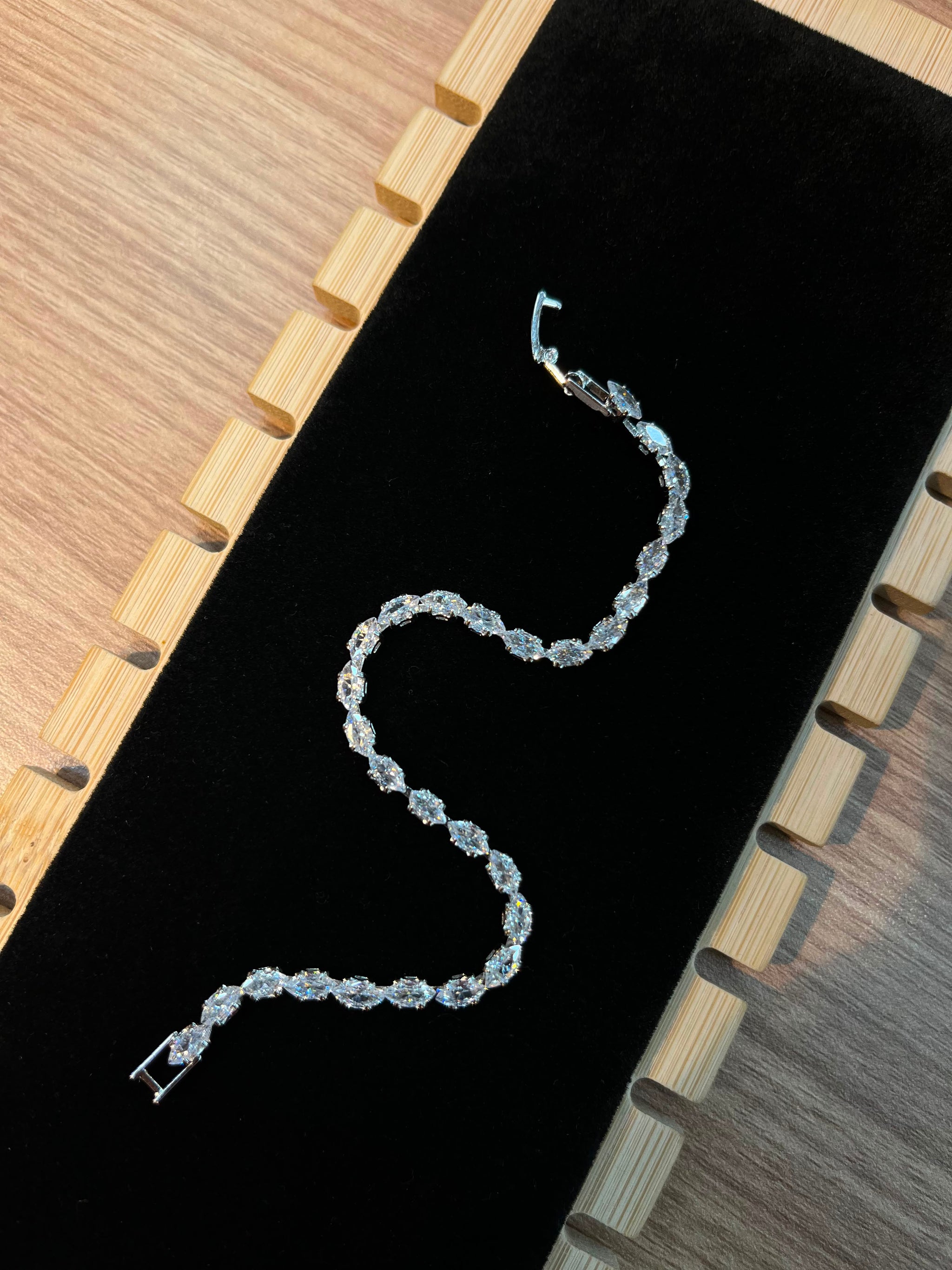 1142 Royal Sparkle Adjustable Stone Bracelet