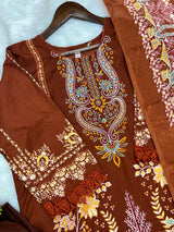 1225 Pakistani Embroidered Suit