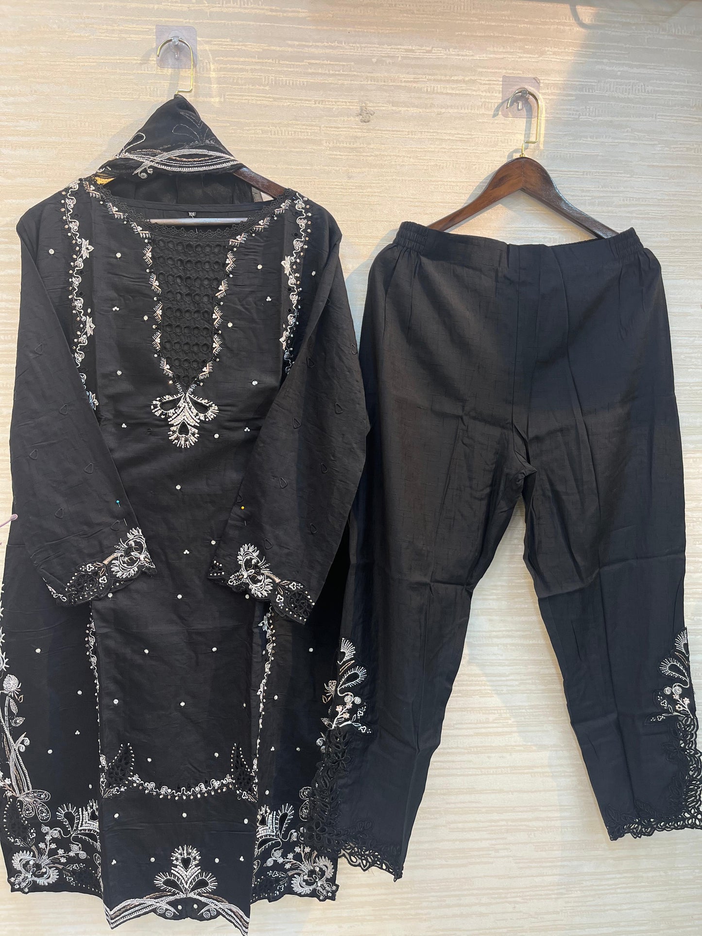621 Premium Pakistani Party Wear - Black