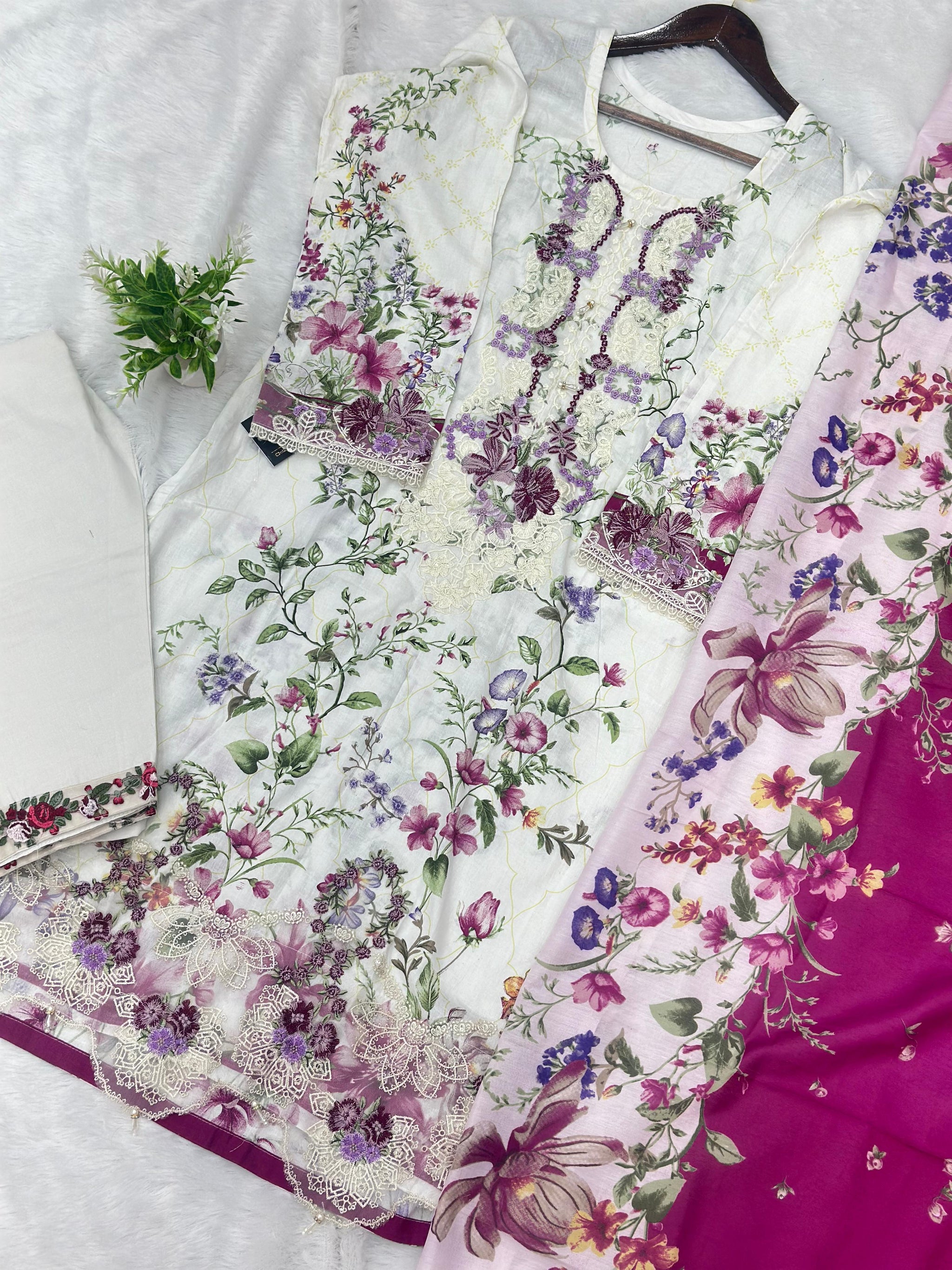 747 Readymade Elaf Pakistani Floral Printed Lawn Suit - Cotton