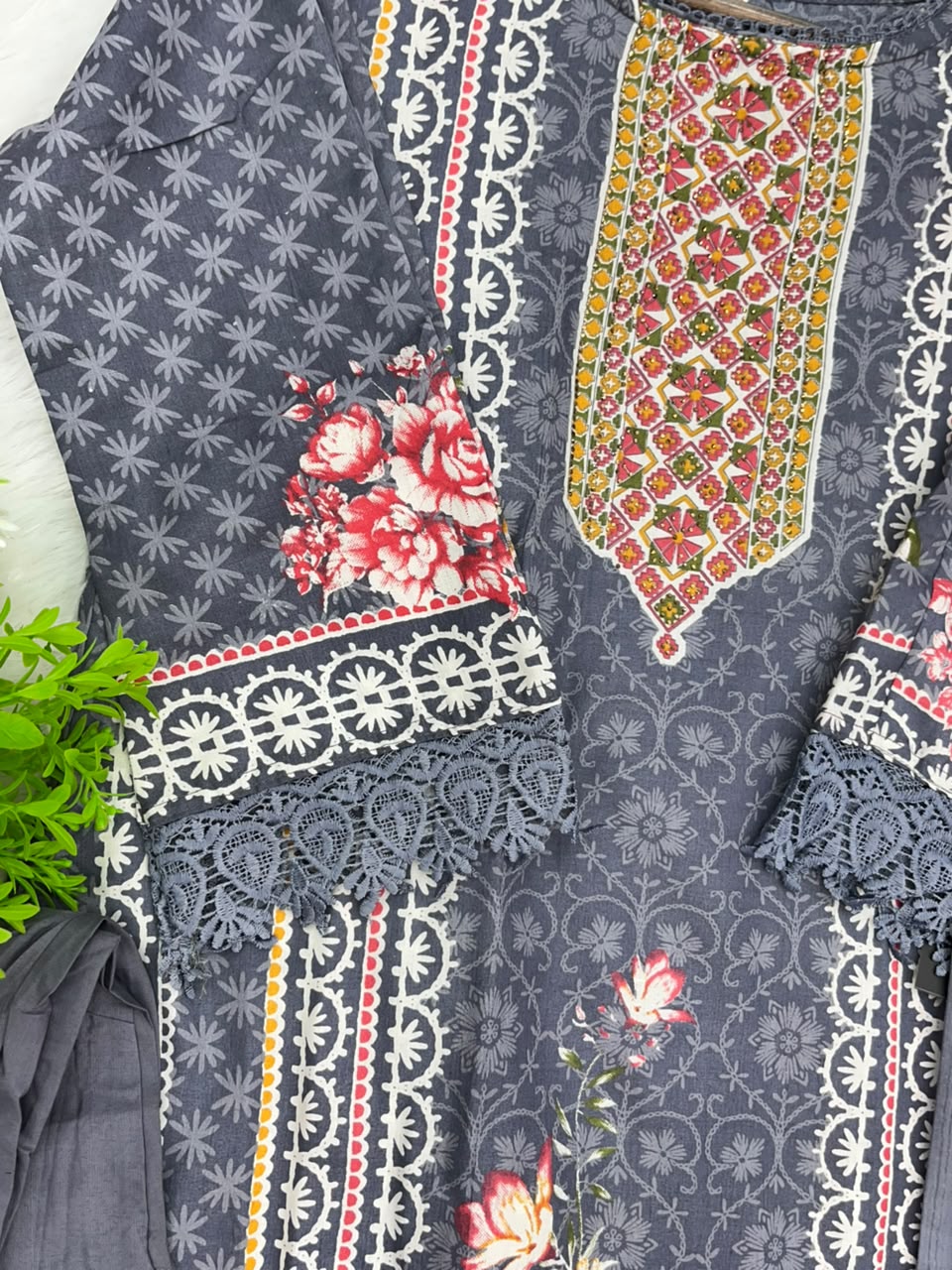1266 Pakistani Printed Suit