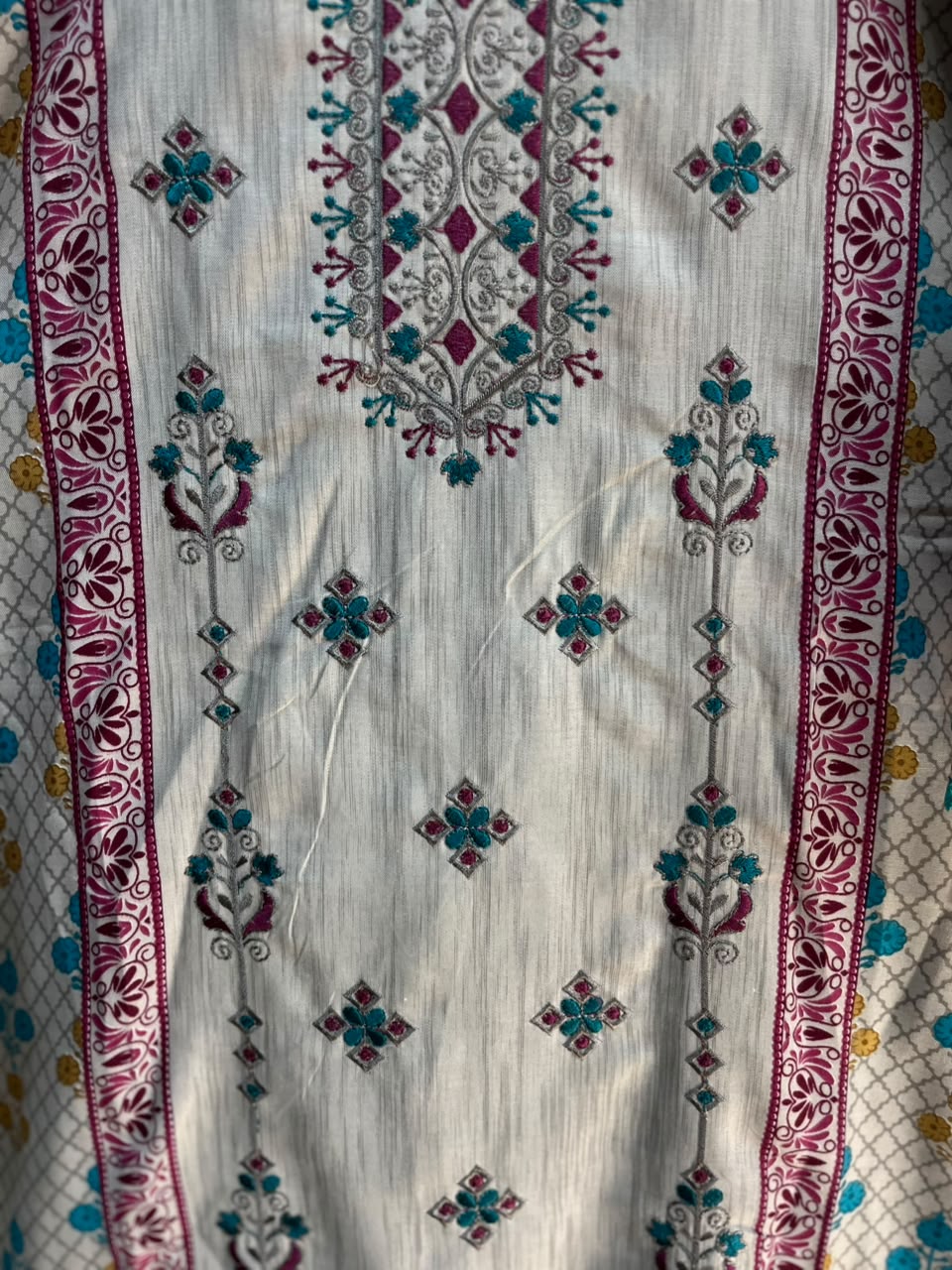1102 Pakistani Embroidered Suit