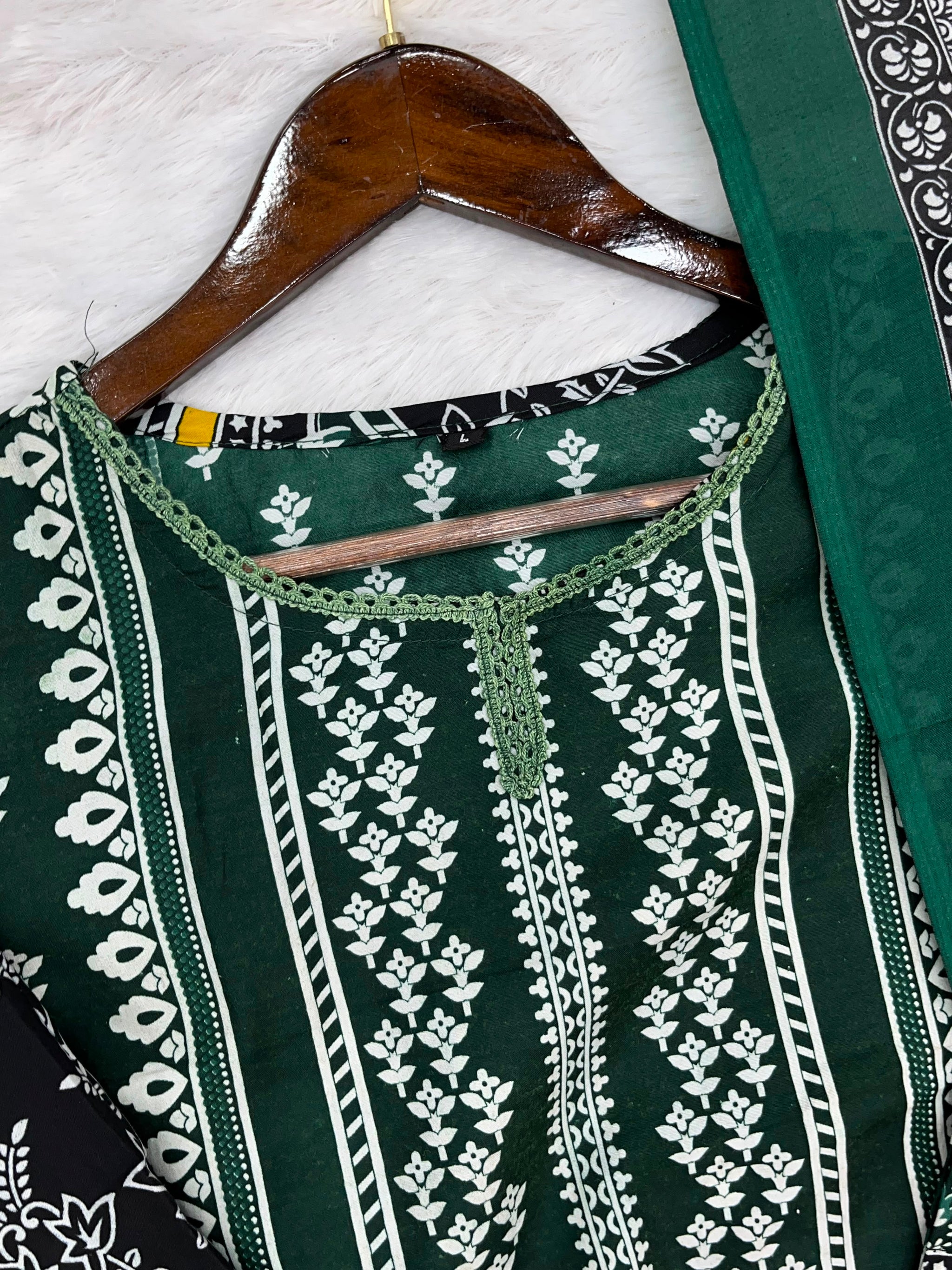 1275 Pakistani Printed Suit